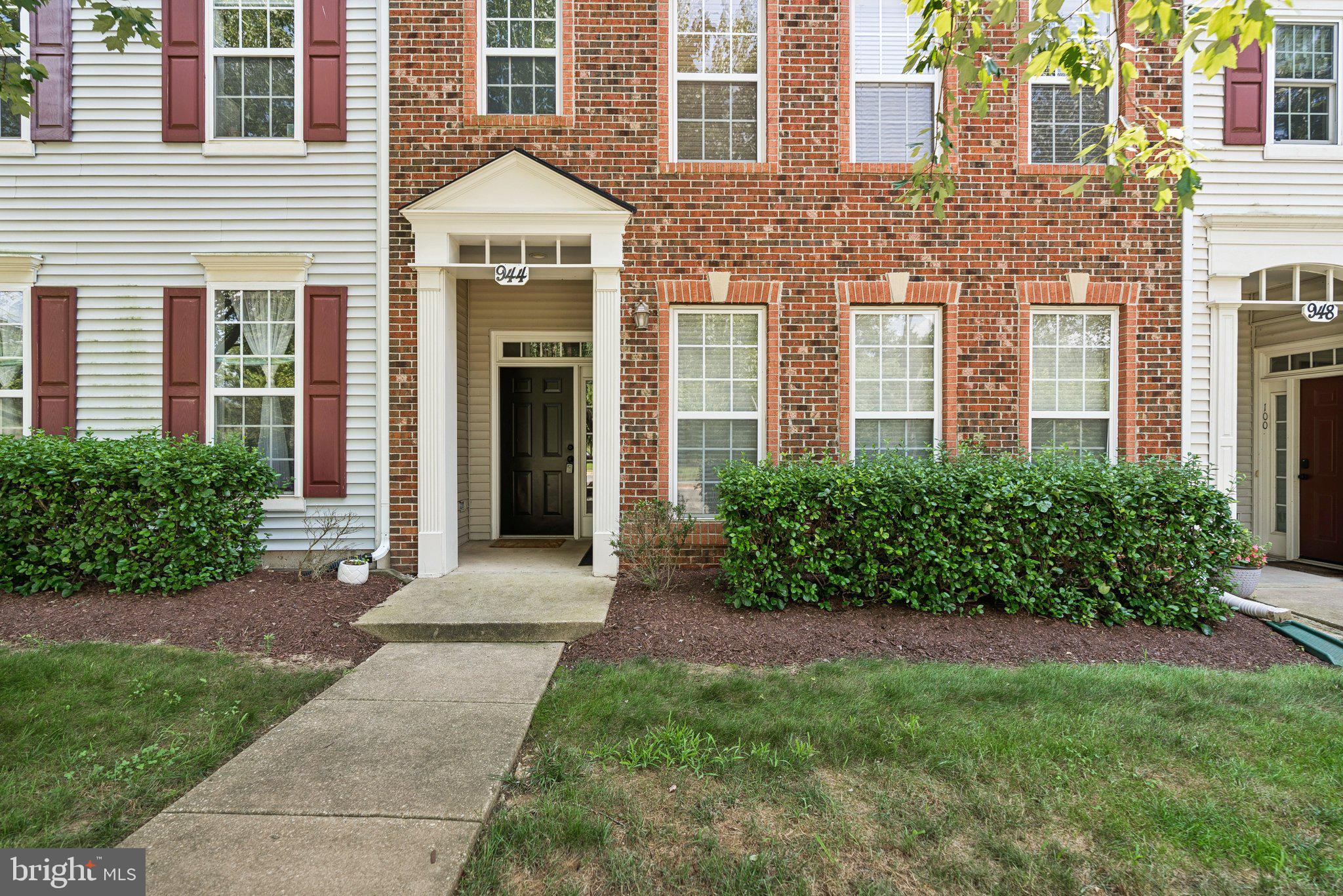 944 ORCHARD RIDGE DRIVE 200