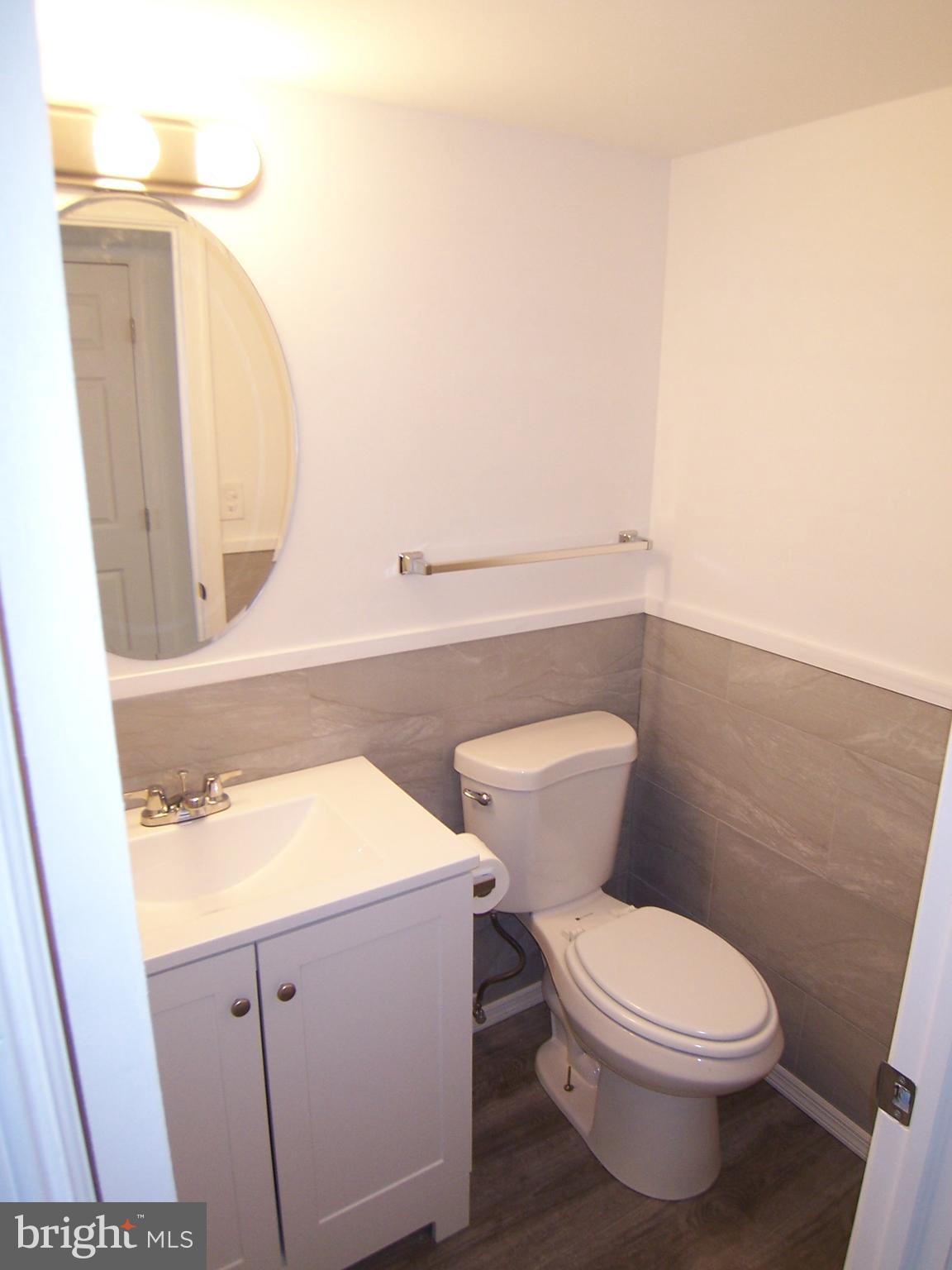 HARFORD SQUARE - Residential Lease