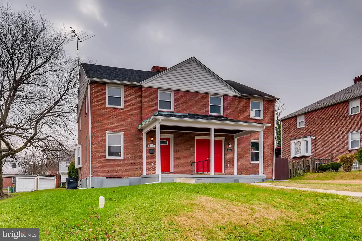 EDNOR GARDENS - LAKESIDE - Residential