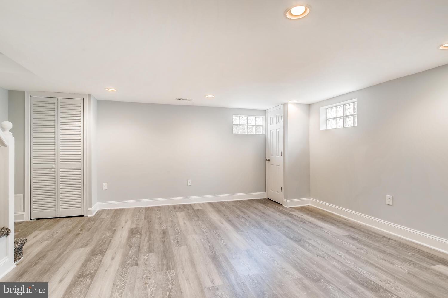 EDNOR GARDENS - LAKESIDE - Residential