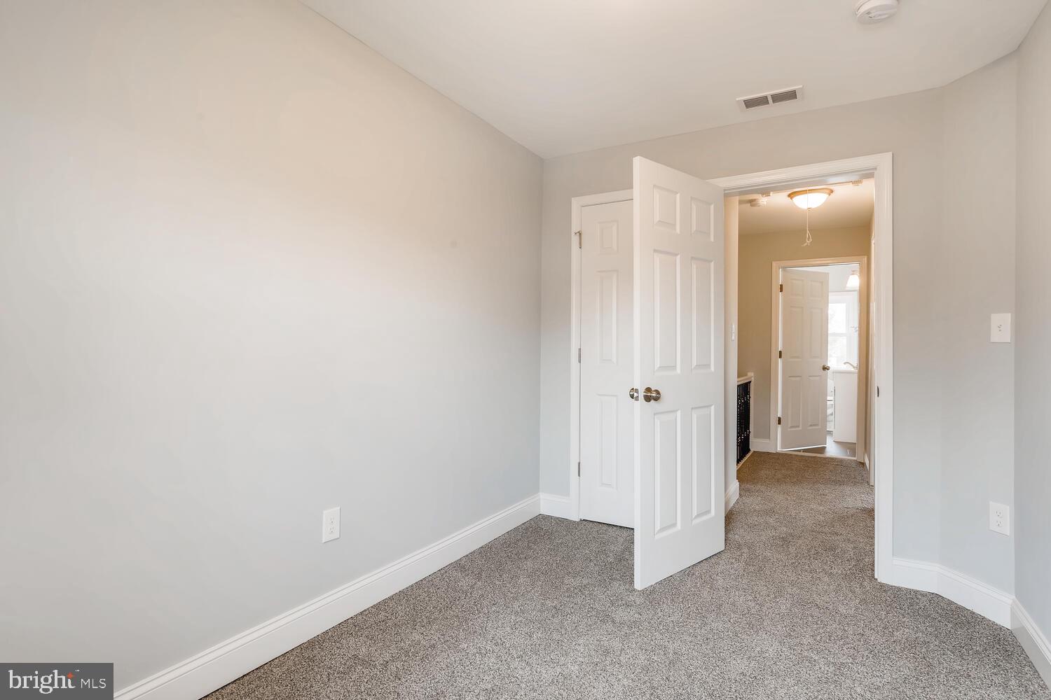 EDNOR GARDENS - LAKESIDE - Residential