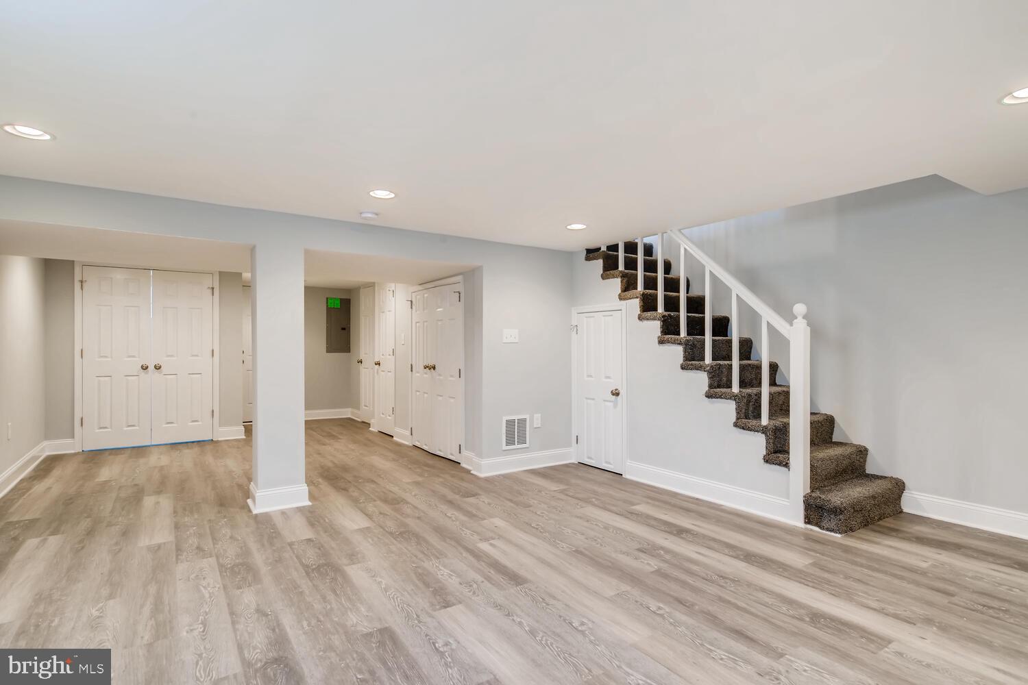 EDNOR GARDENS - LAKESIDE - Residential