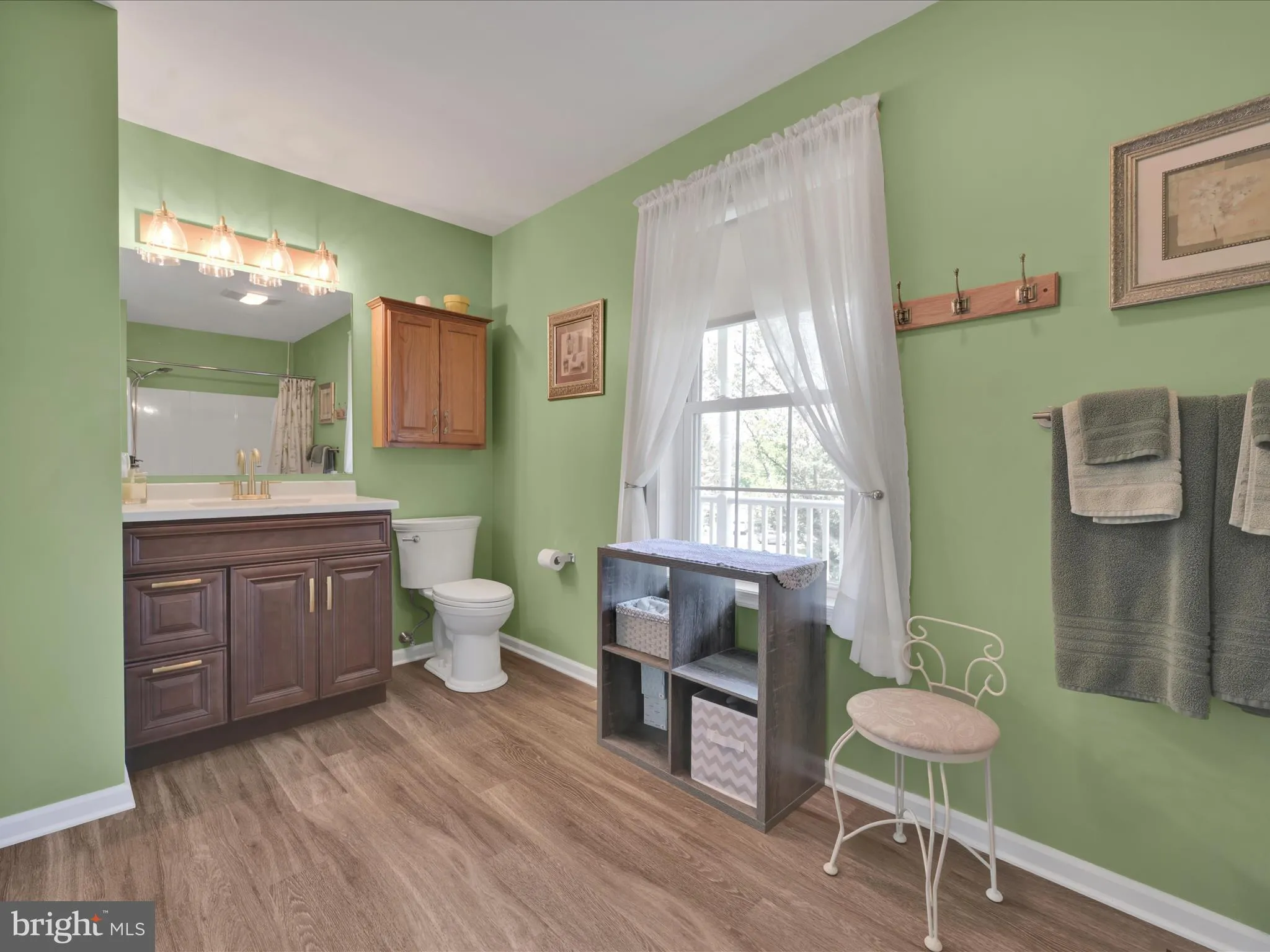 Auburn, Pennsylvania 17922, United States, 3 Bedrooms Bedrooms, ,3 BathroomsBathrooms,Residential,Pending,181639