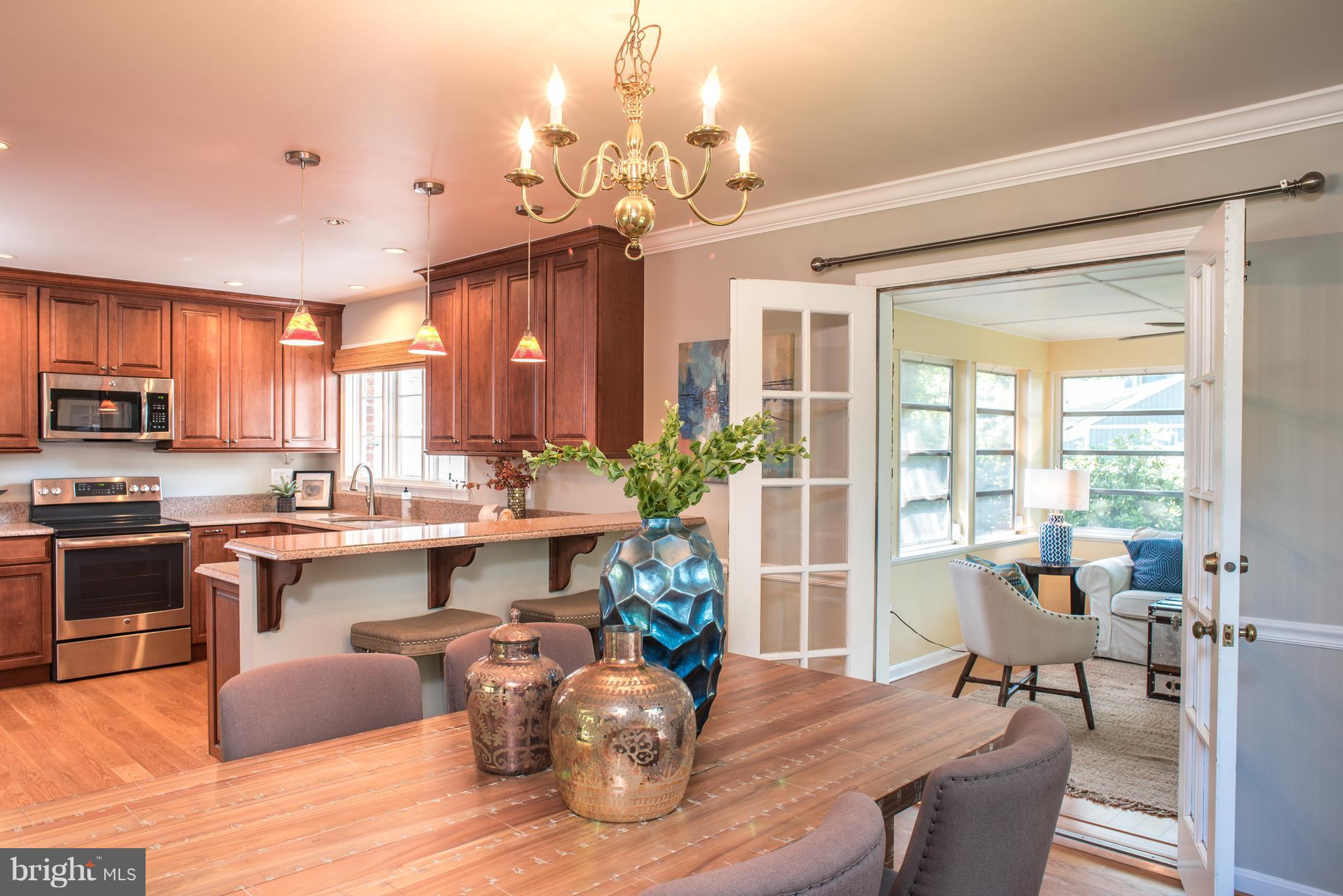 WAYNEWOOD - Residential