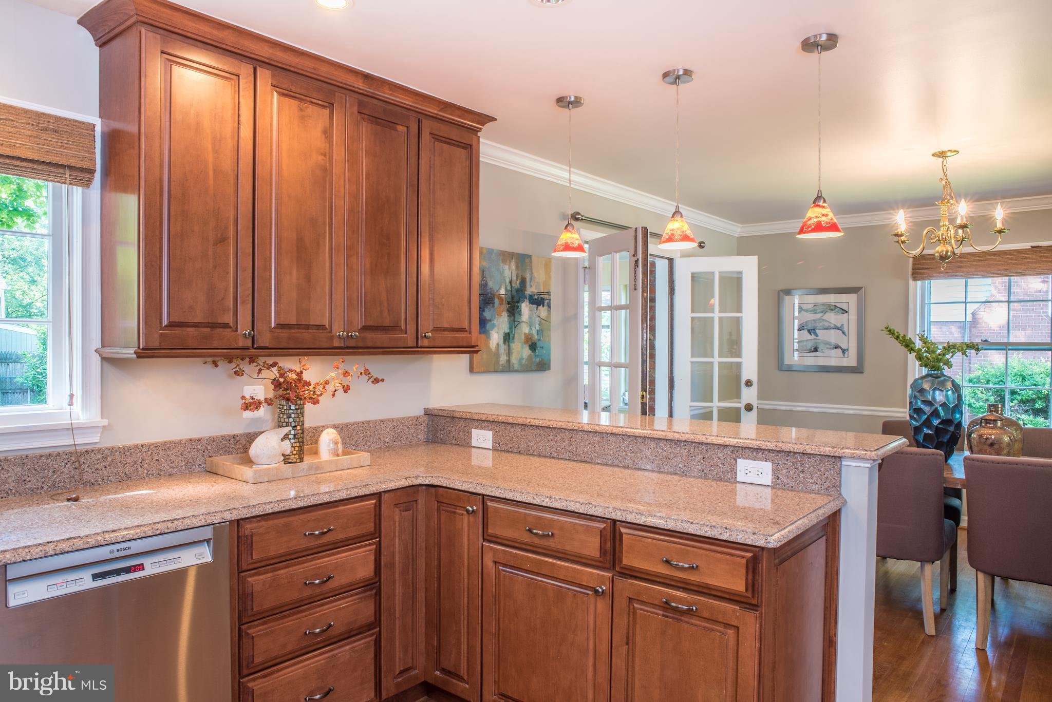 WAYNEWOOD - Residential