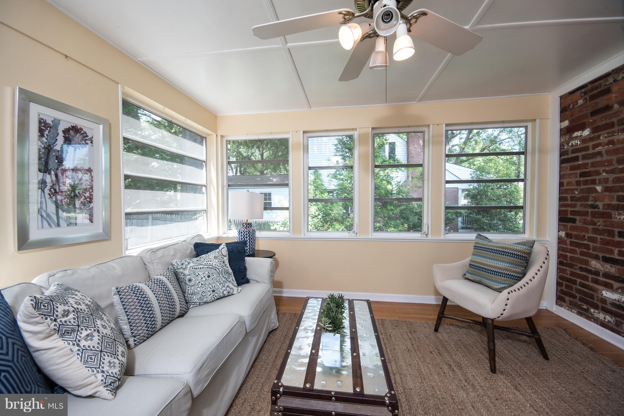 WAYNEWOOD - Residential