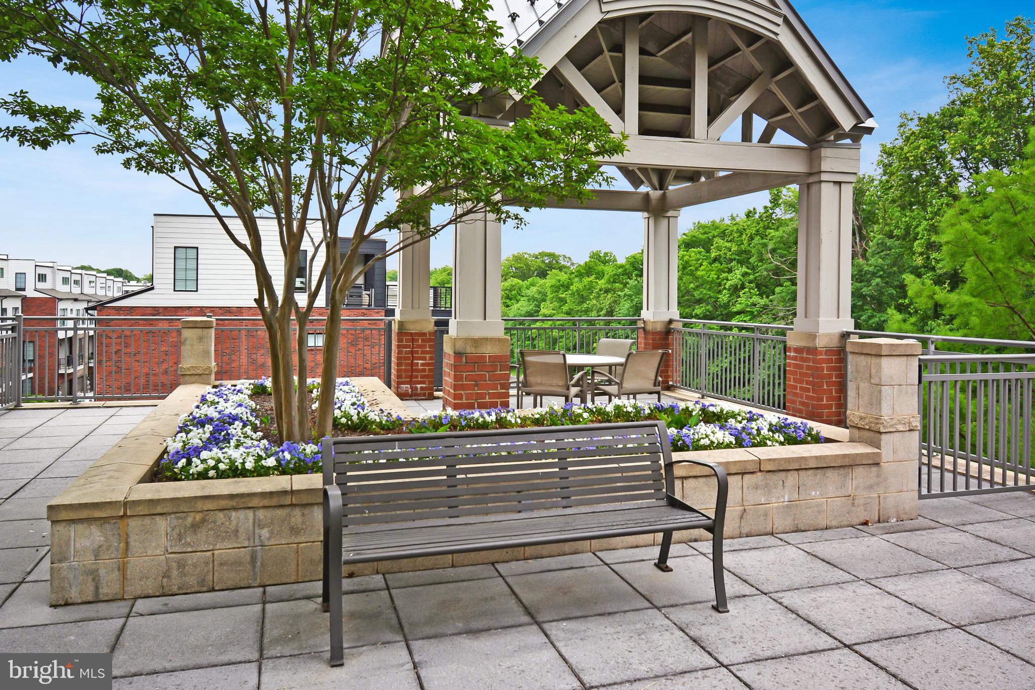 MERCER - Residential