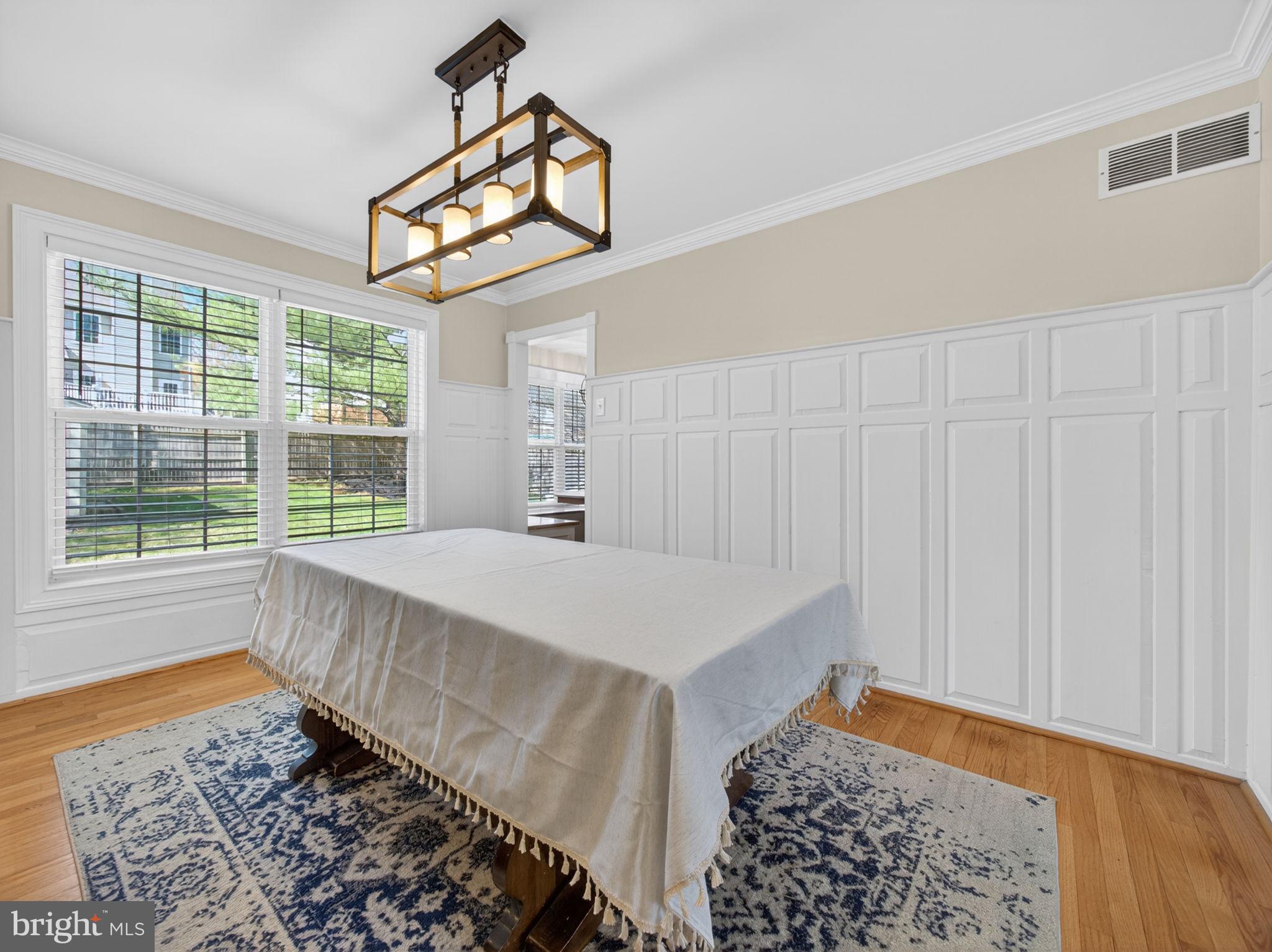 BUCKINGHAM SQ - Residential