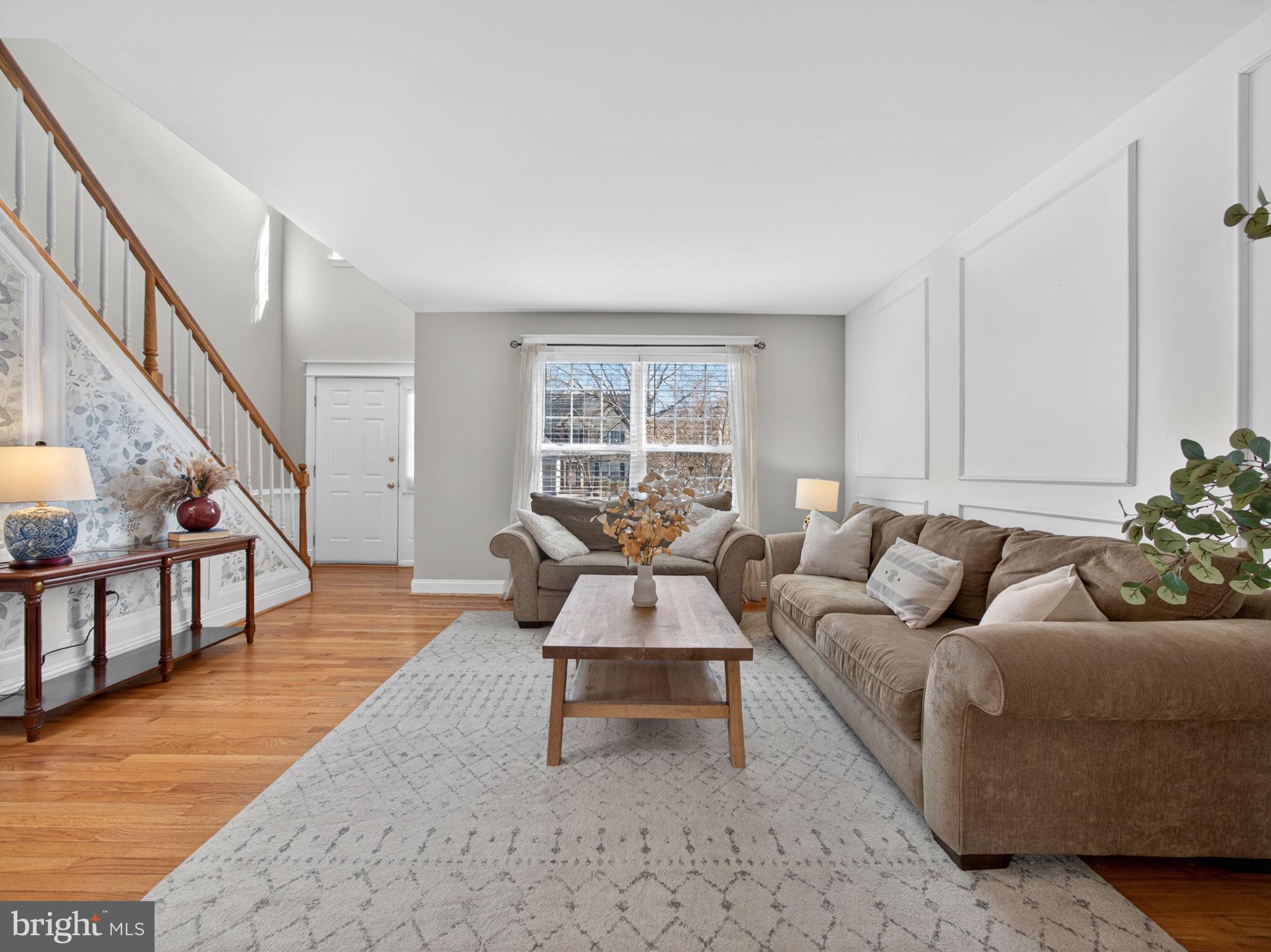 BUCKINGHAM SQ - Residential