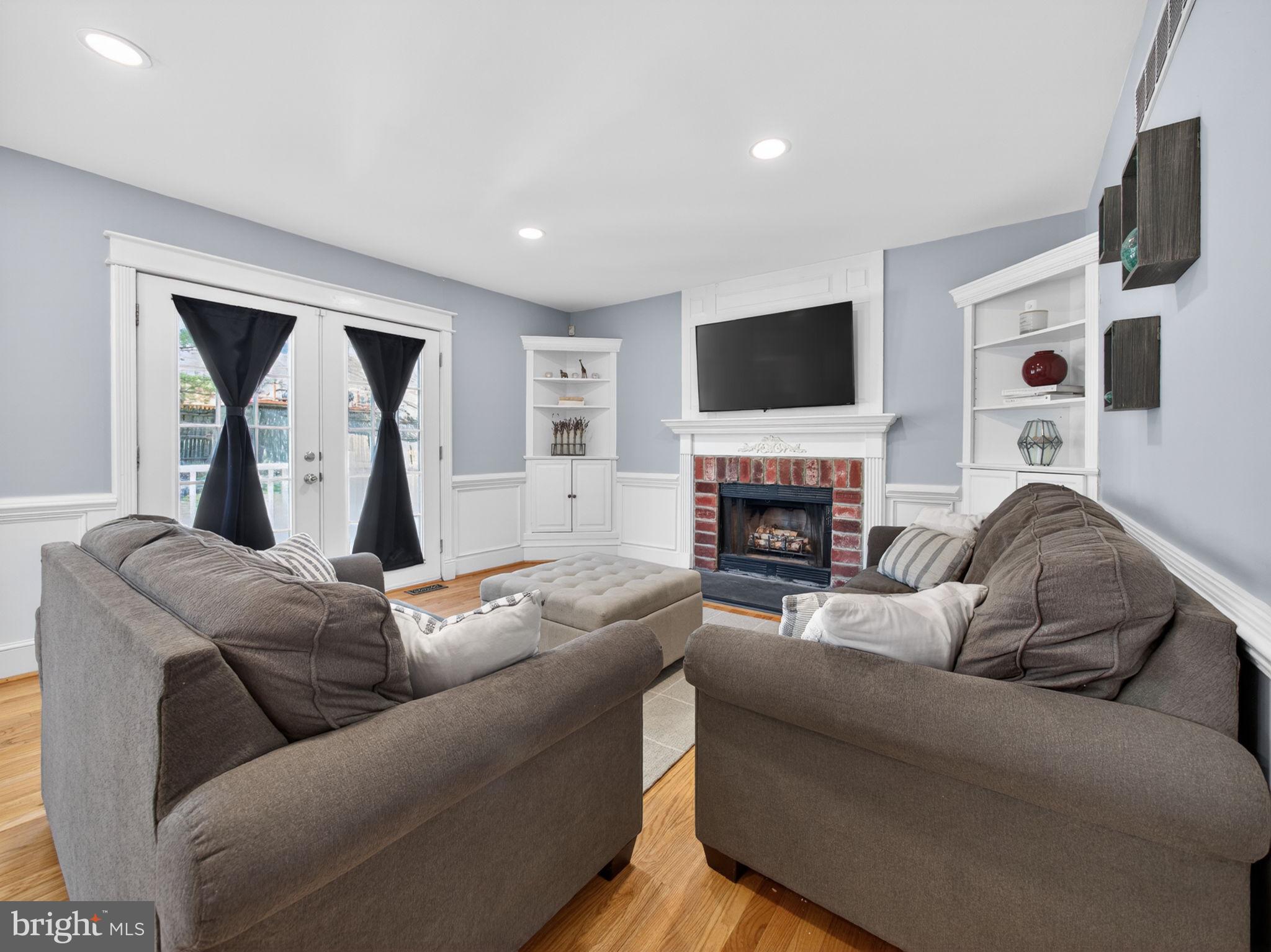 BUCKINGHAM SQ - Residential