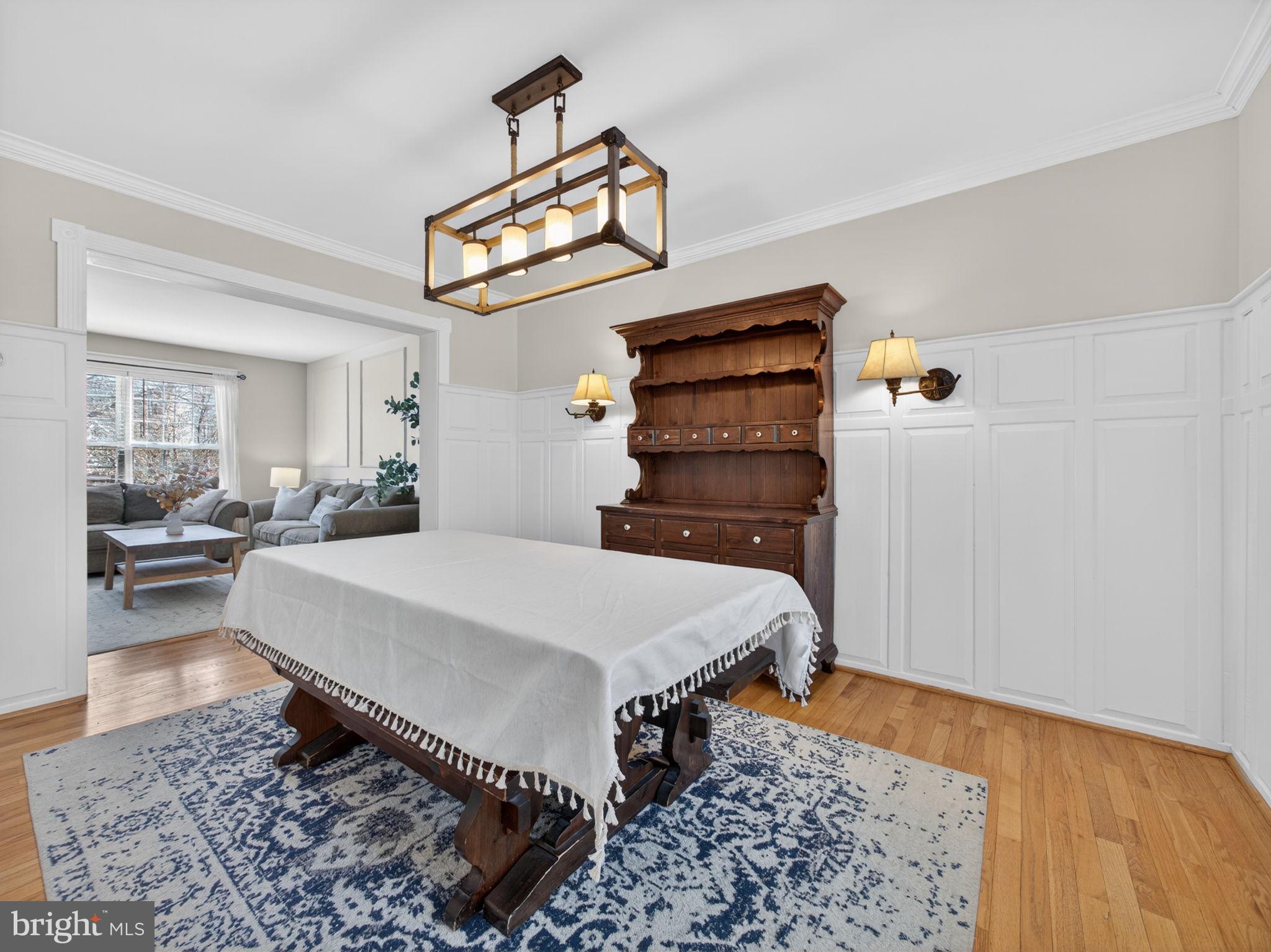 BUCKINGHAM SQ - Residential