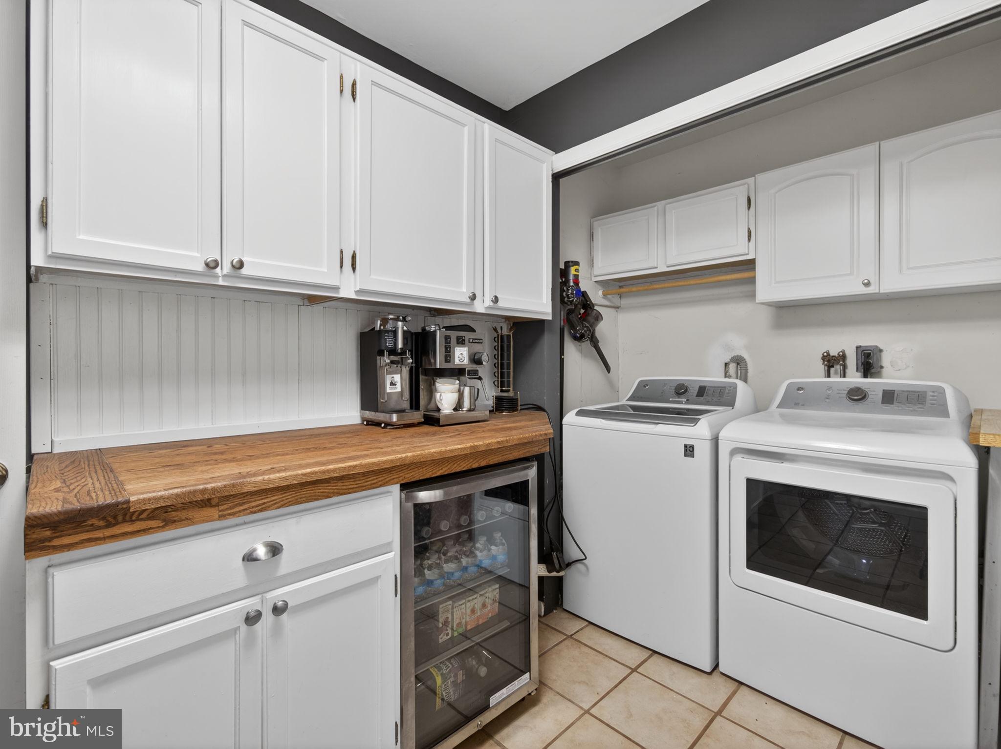 BUCKINGHAM SQ - Residential