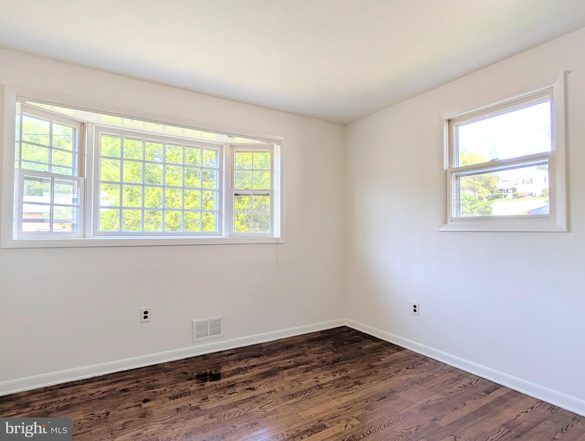 BERWYN HEIGHTS - Residential