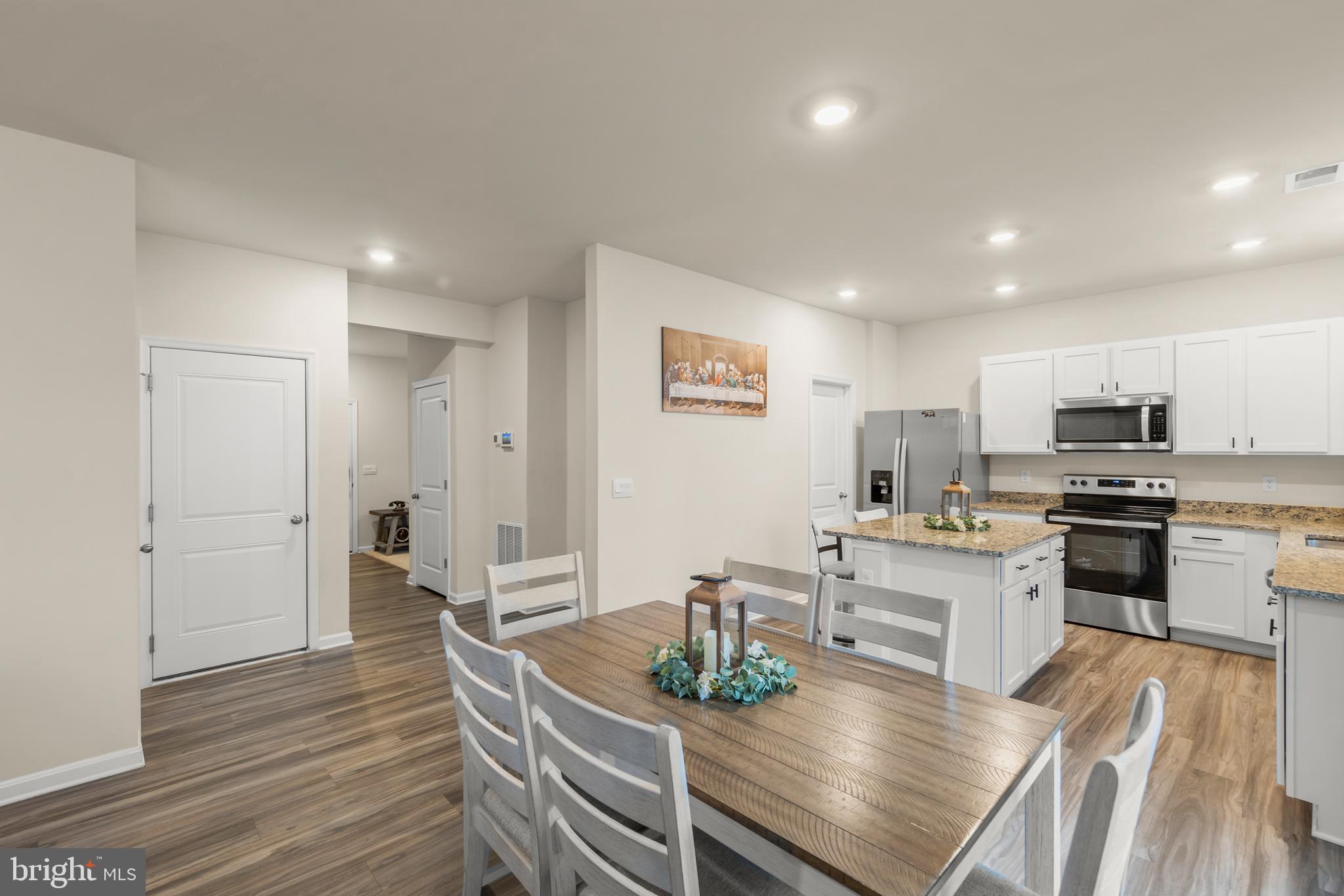 MAGNOLIA SPRINGS - Residential Lease