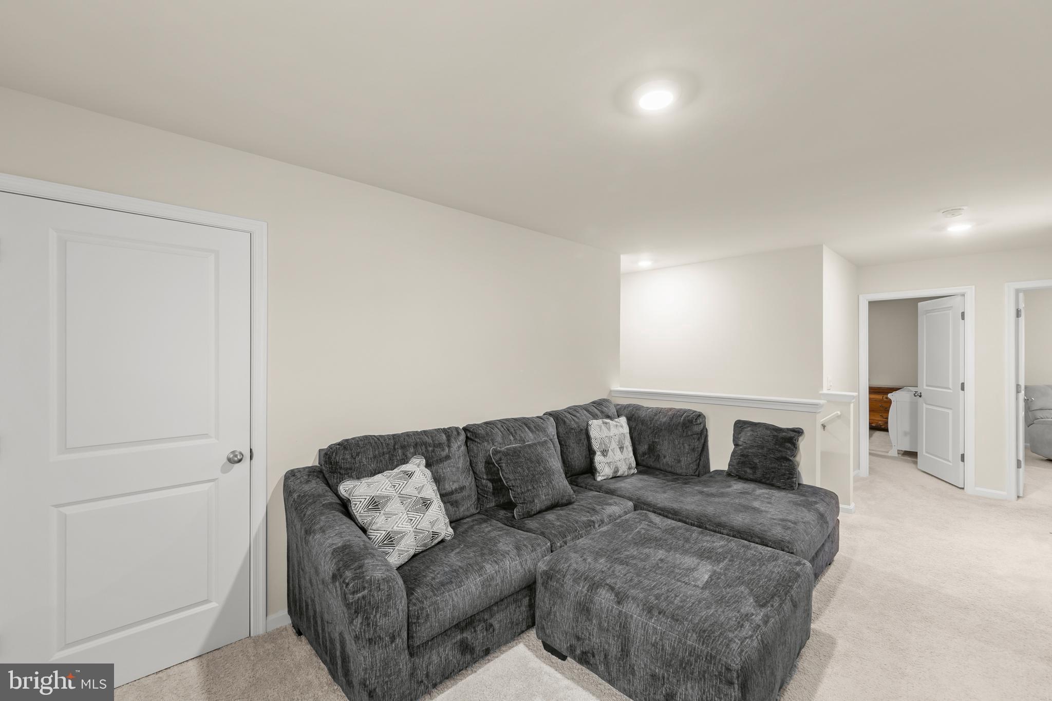 MAGNOLIA SPRINGS - Residential Lease