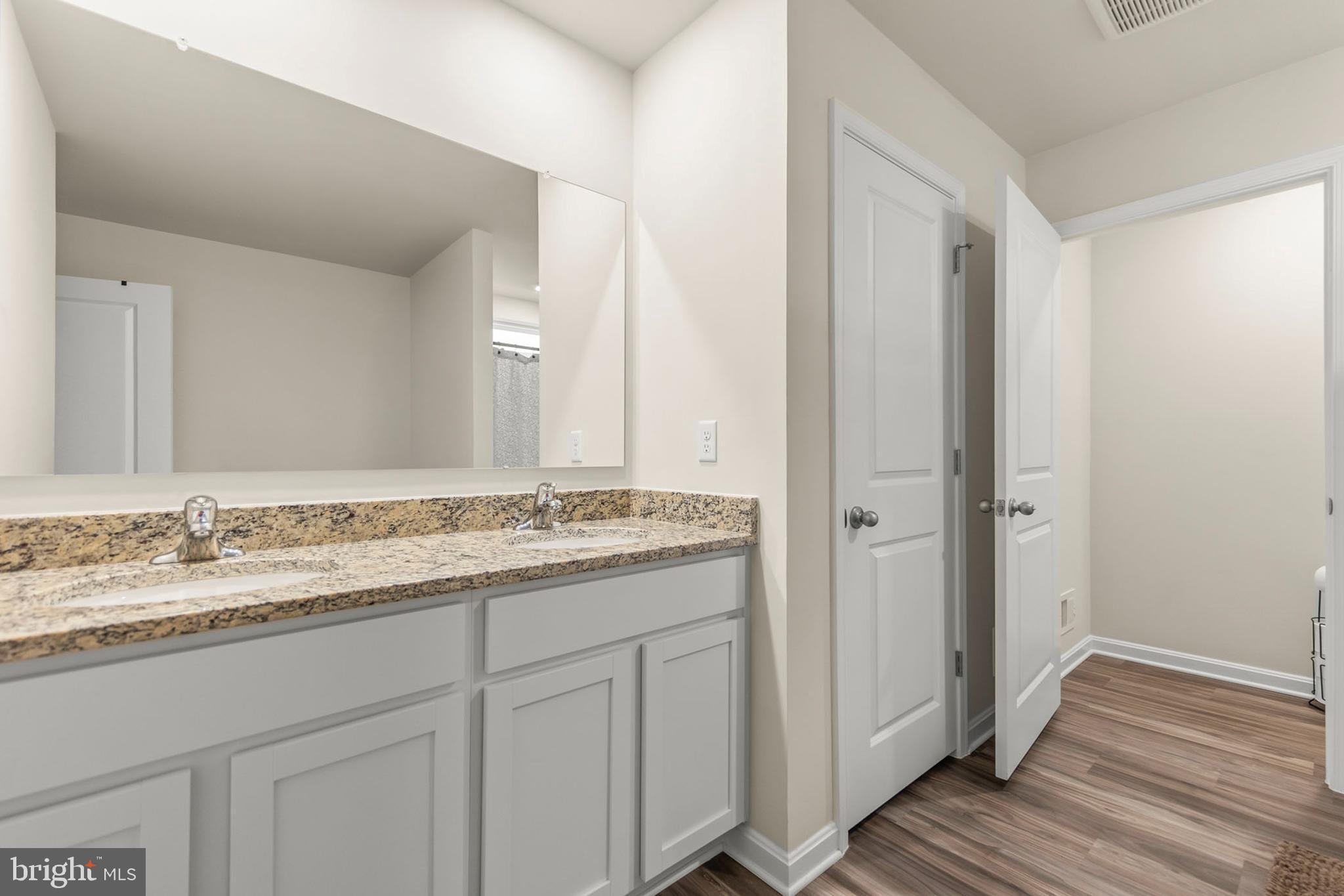 MAGNOLIA SPRINGS - Residential Lease