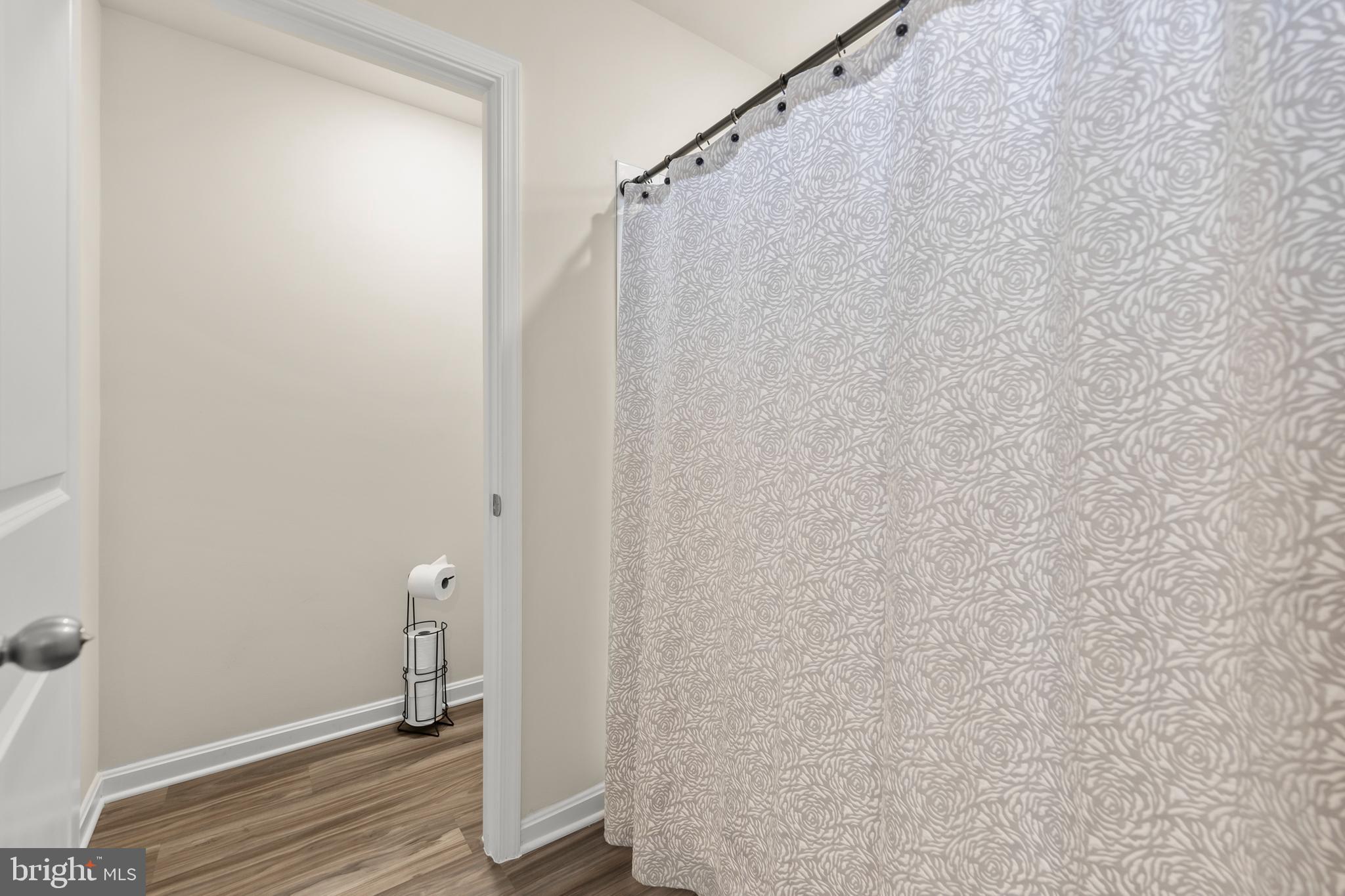 MAGNOLIA SPRINGS - Residential Lease