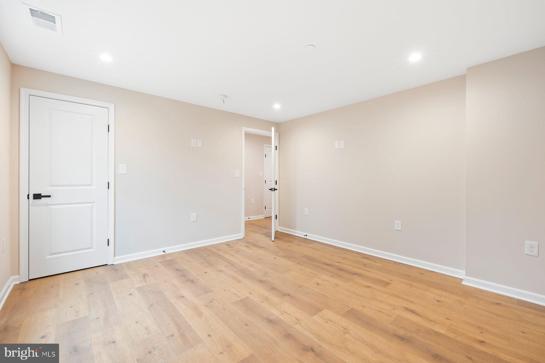 BELLEVALE - Residential