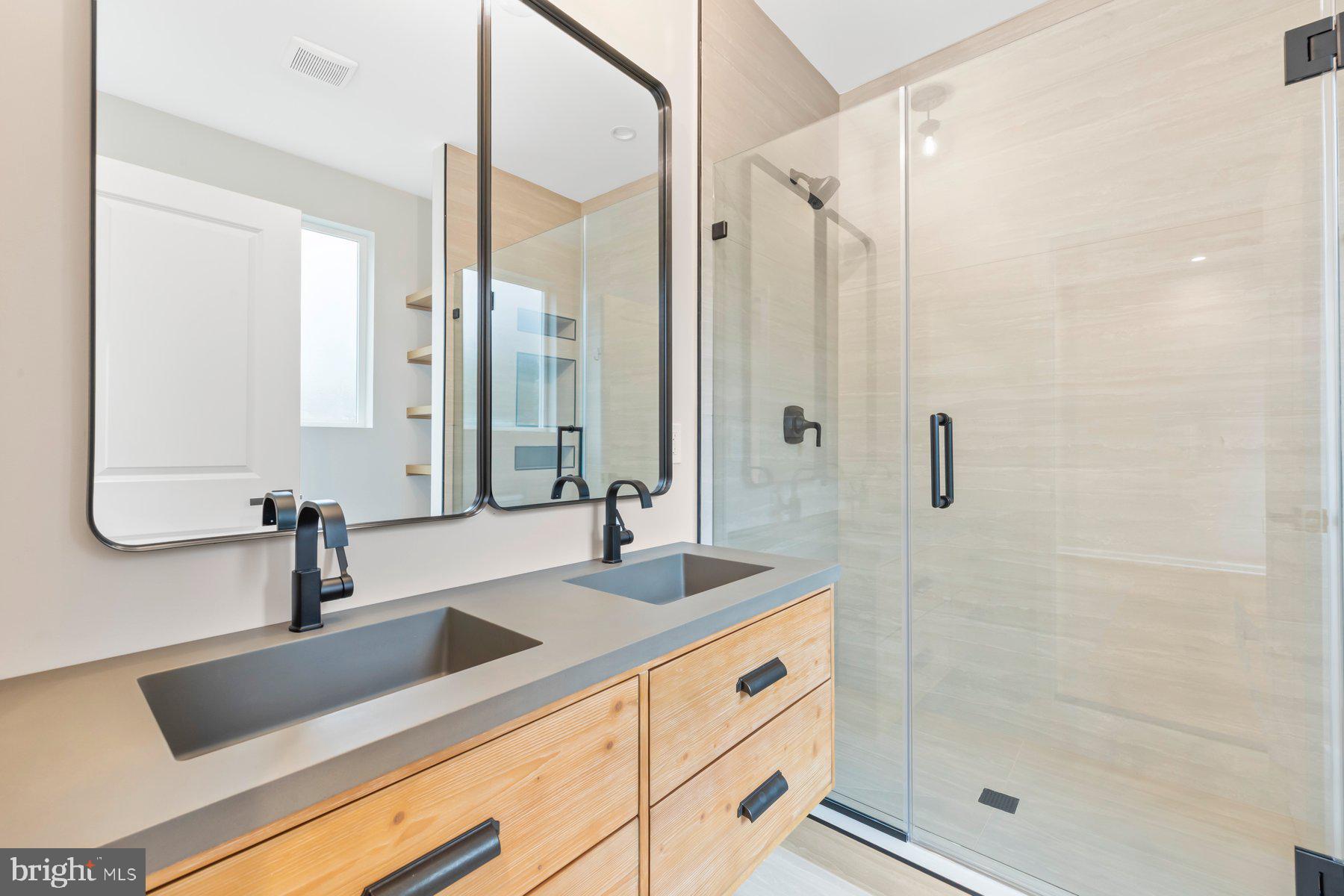 BELLEVALE - Residential