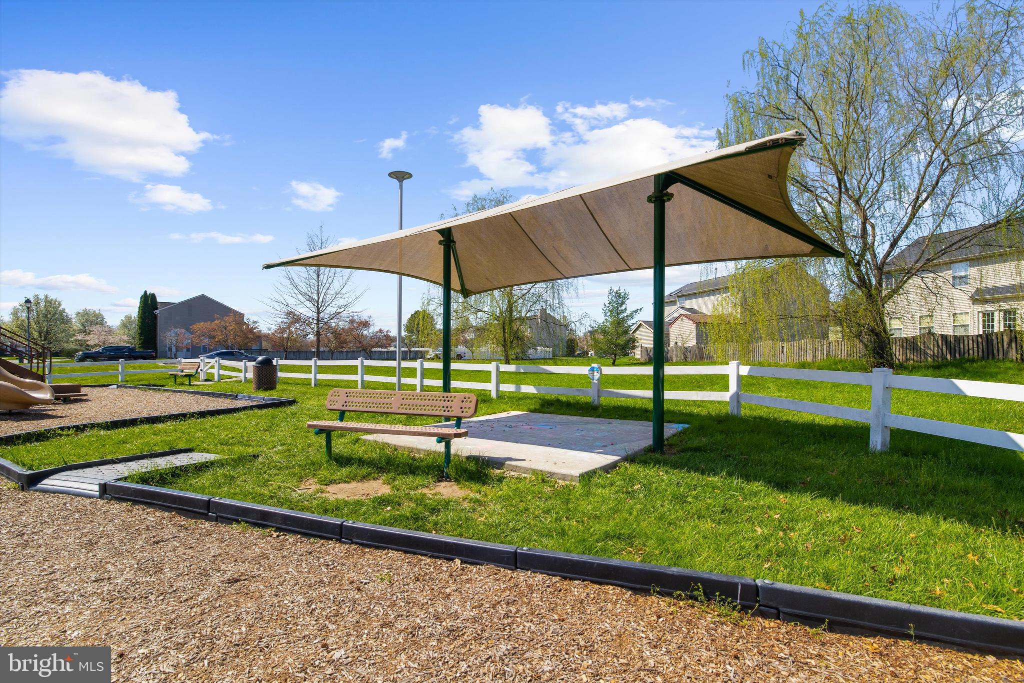 NORTH BROOK - Residential