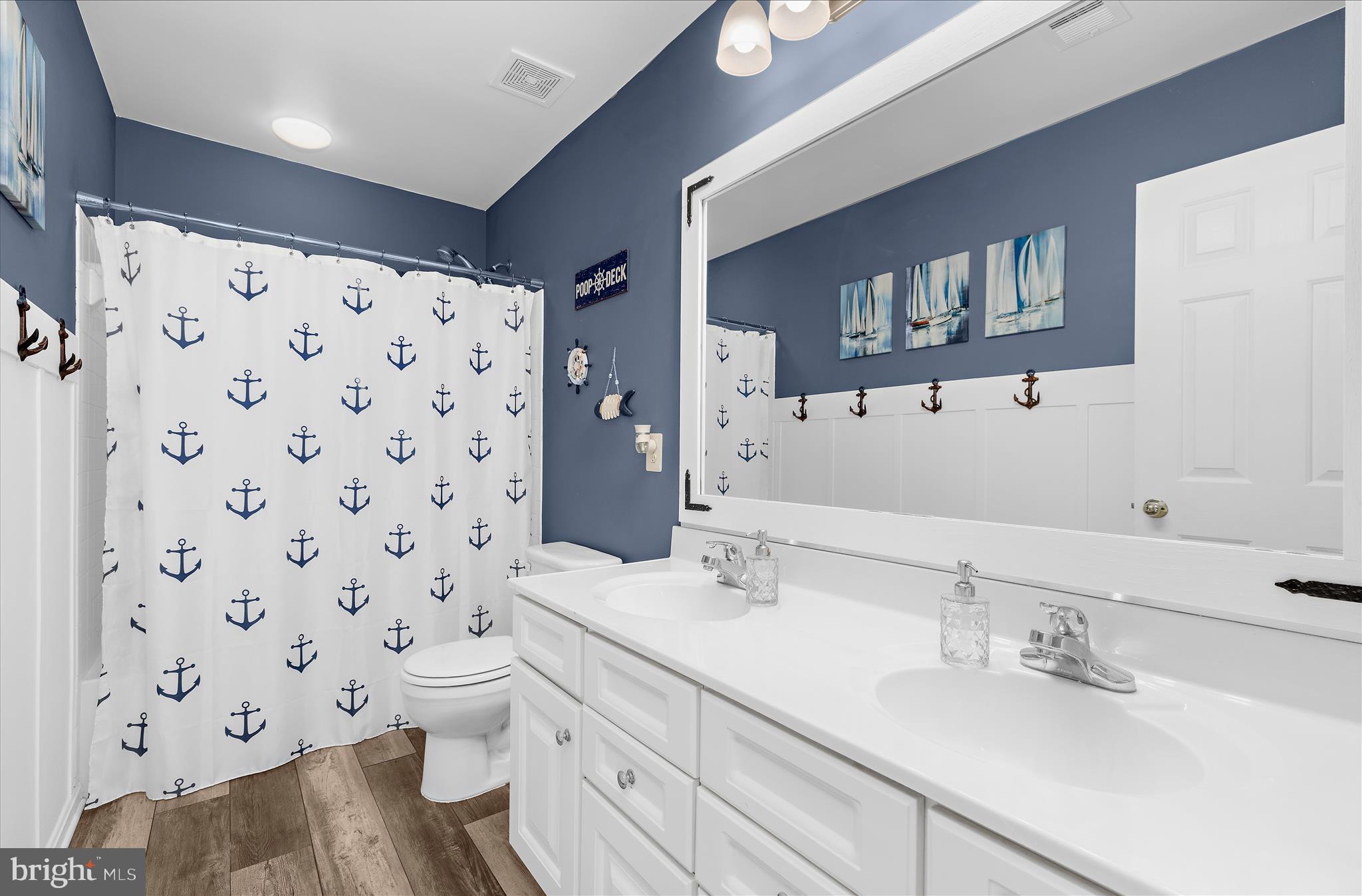 NORTH BROOK - Residential