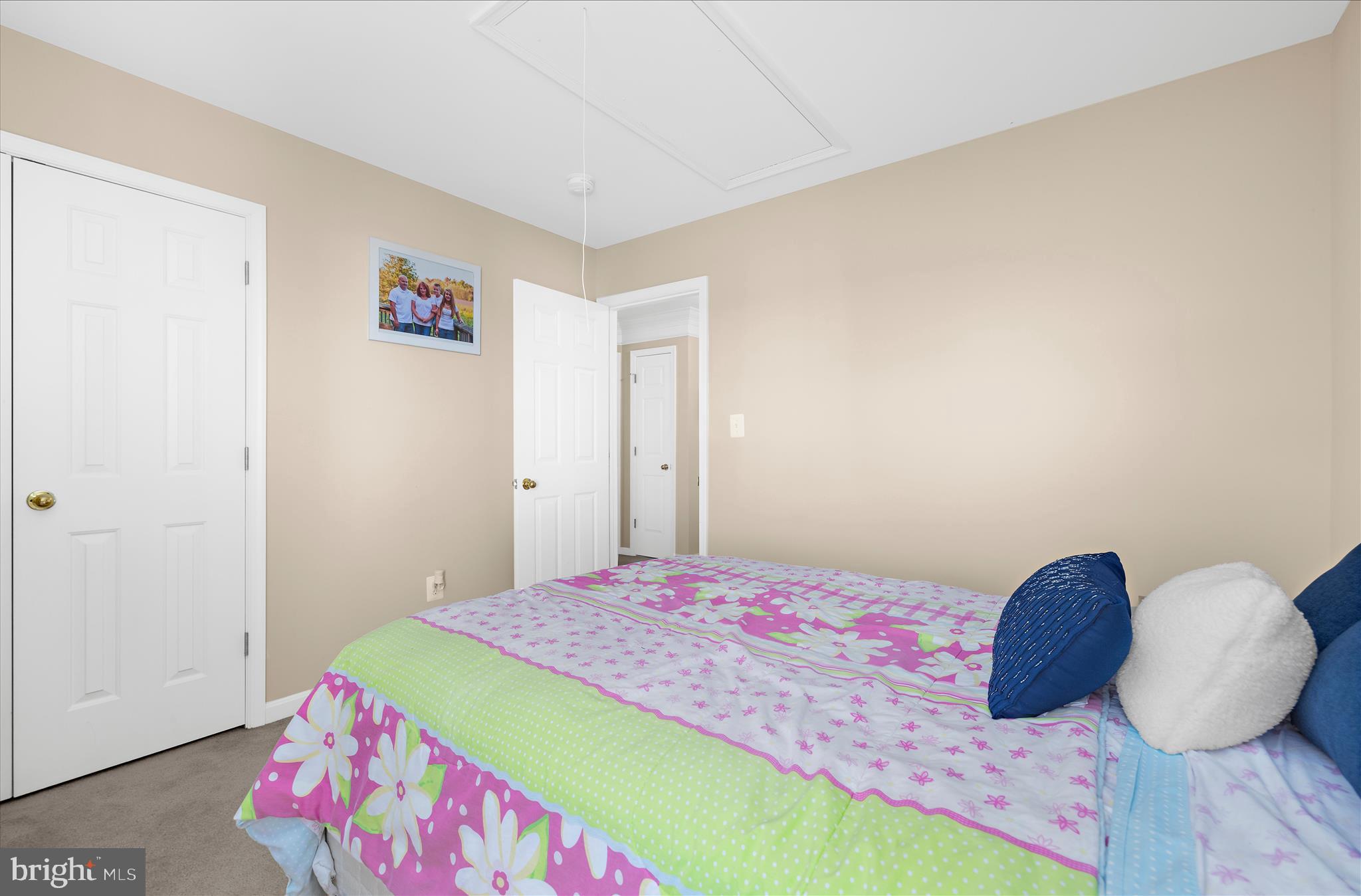 NORTH BROOK - Residential