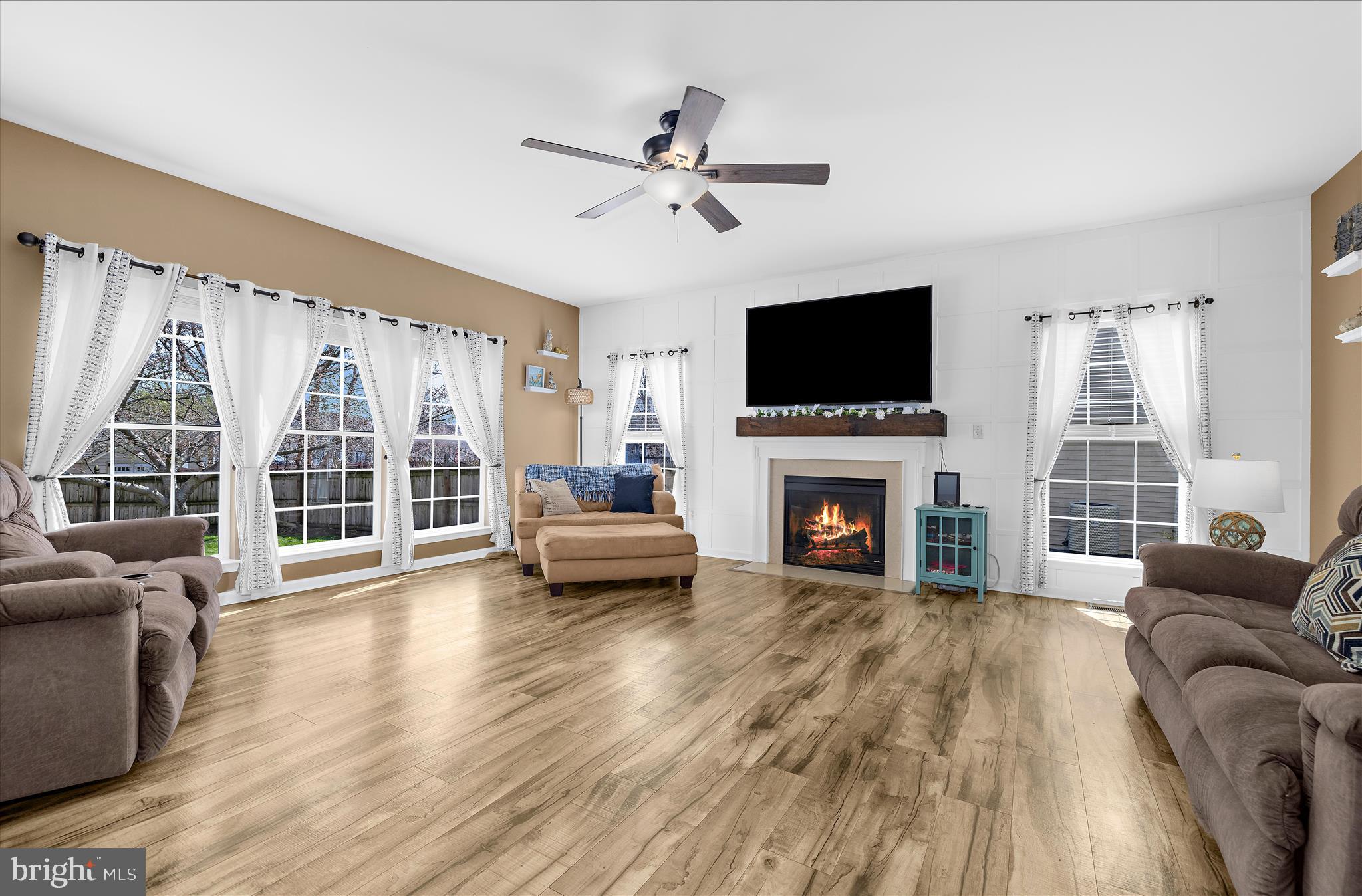 NORTH BROOK - Residential