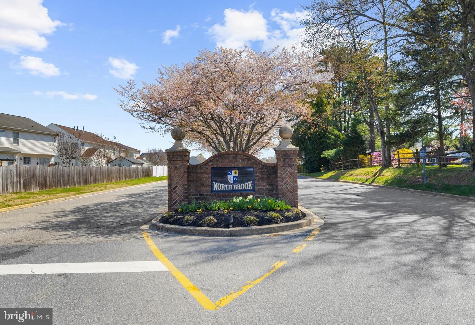 NORTH BROOK - Residential