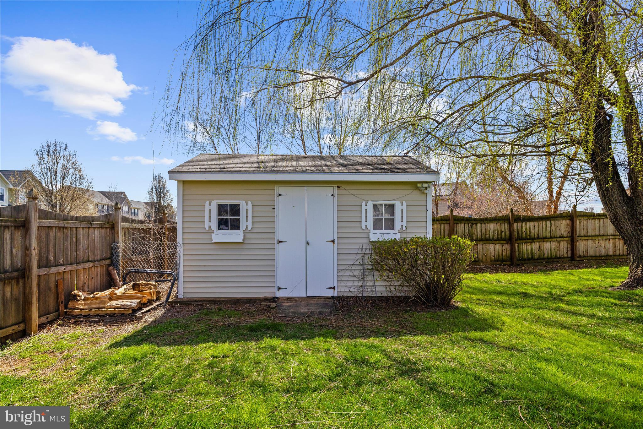 NORTH BROOK - Residential