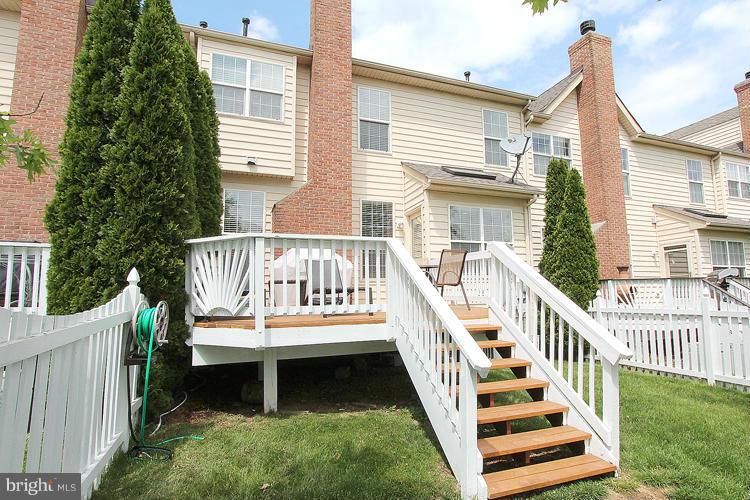 BELMONT COUNTRY CLUB - Residential Lease