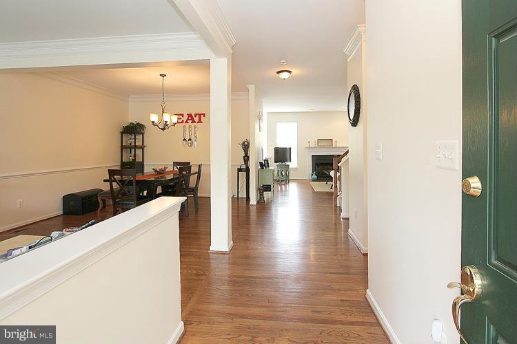 BELMONT COUNTRY CLUB - Residential Lease