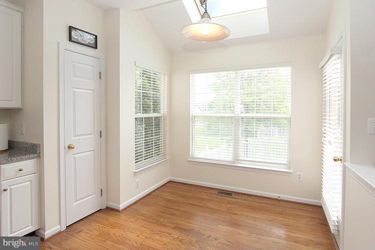 BELMONT COUNTRY CLUB - Residential Lease