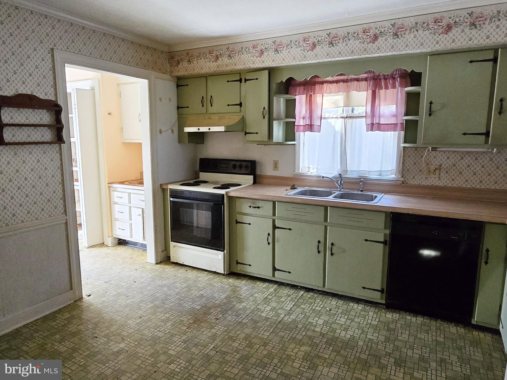 COULBOURN MANOR - Residential