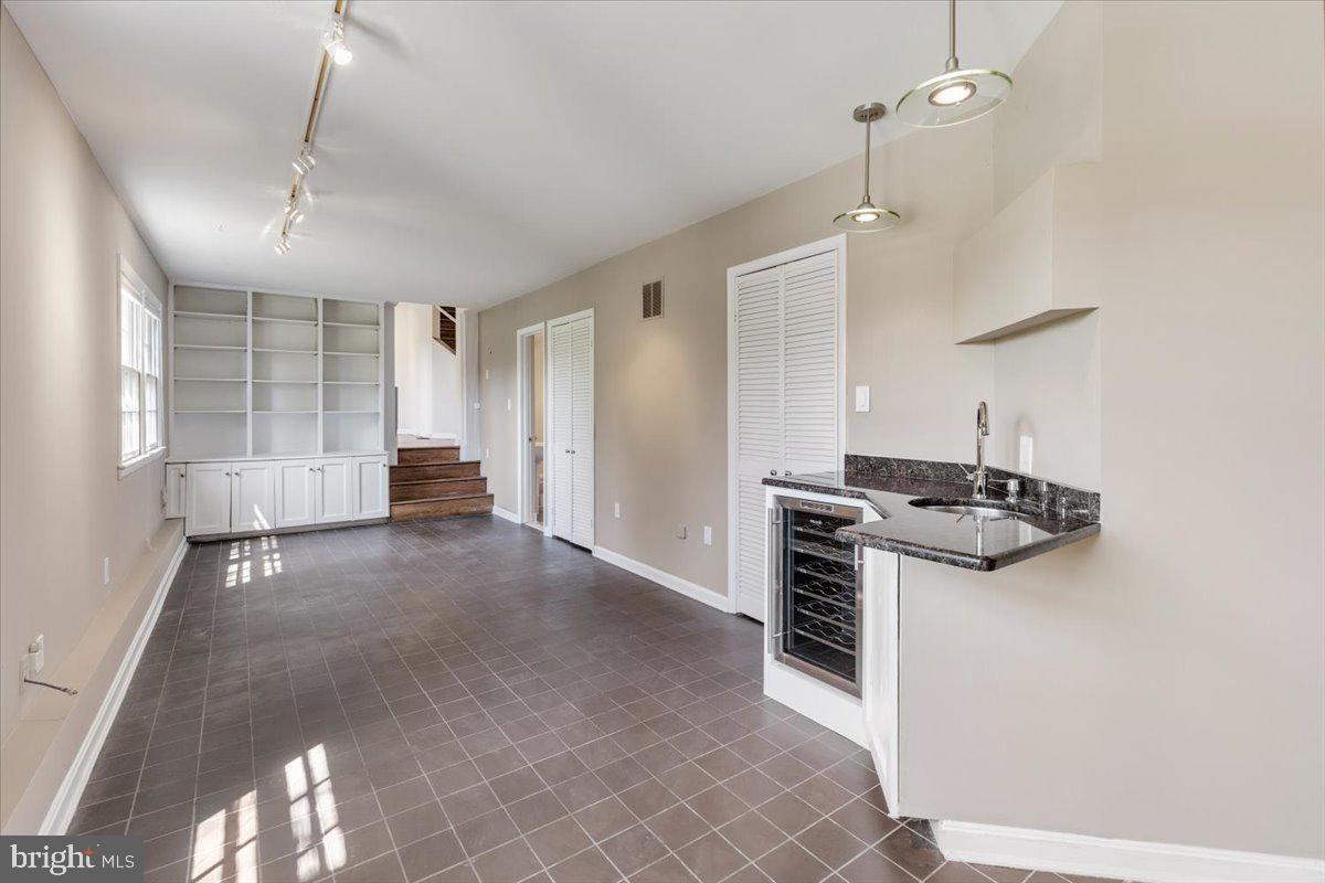 CHESTERBROOK - Residential