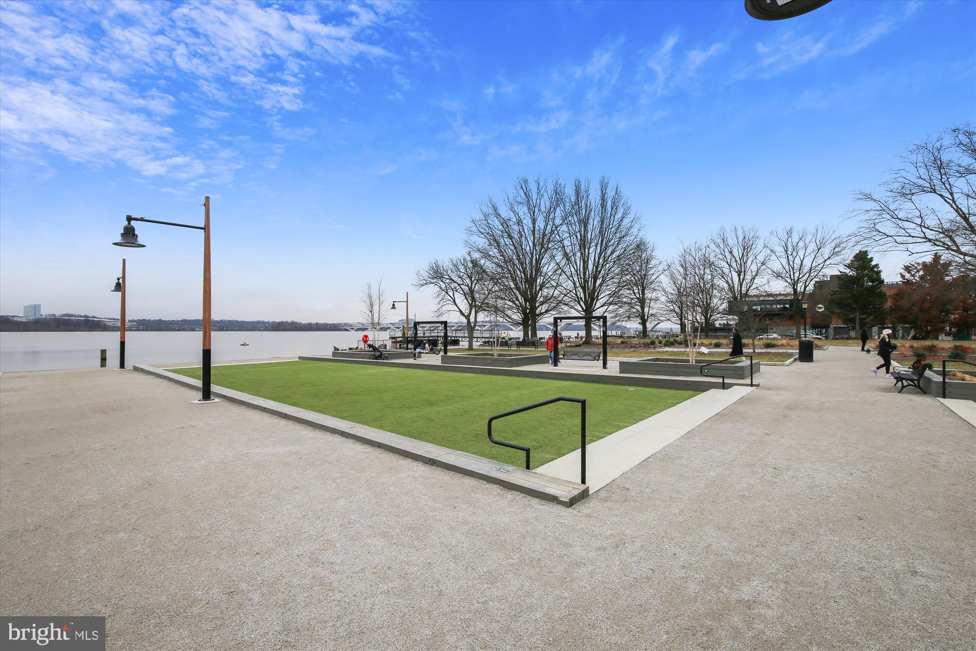 WARWICK VILLAGE - Residential Lease