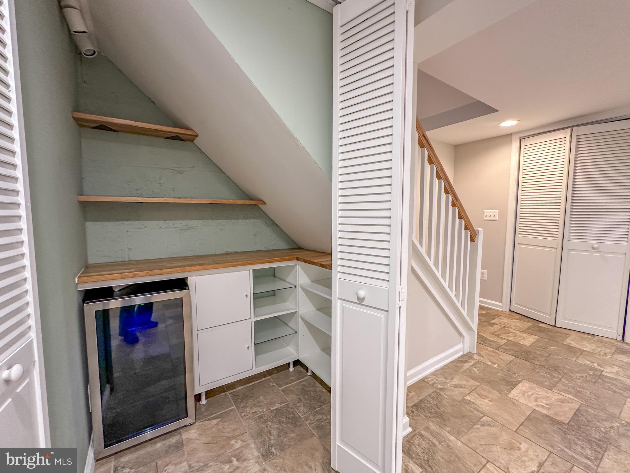 WARWICK VILLAGE - Residential Lease