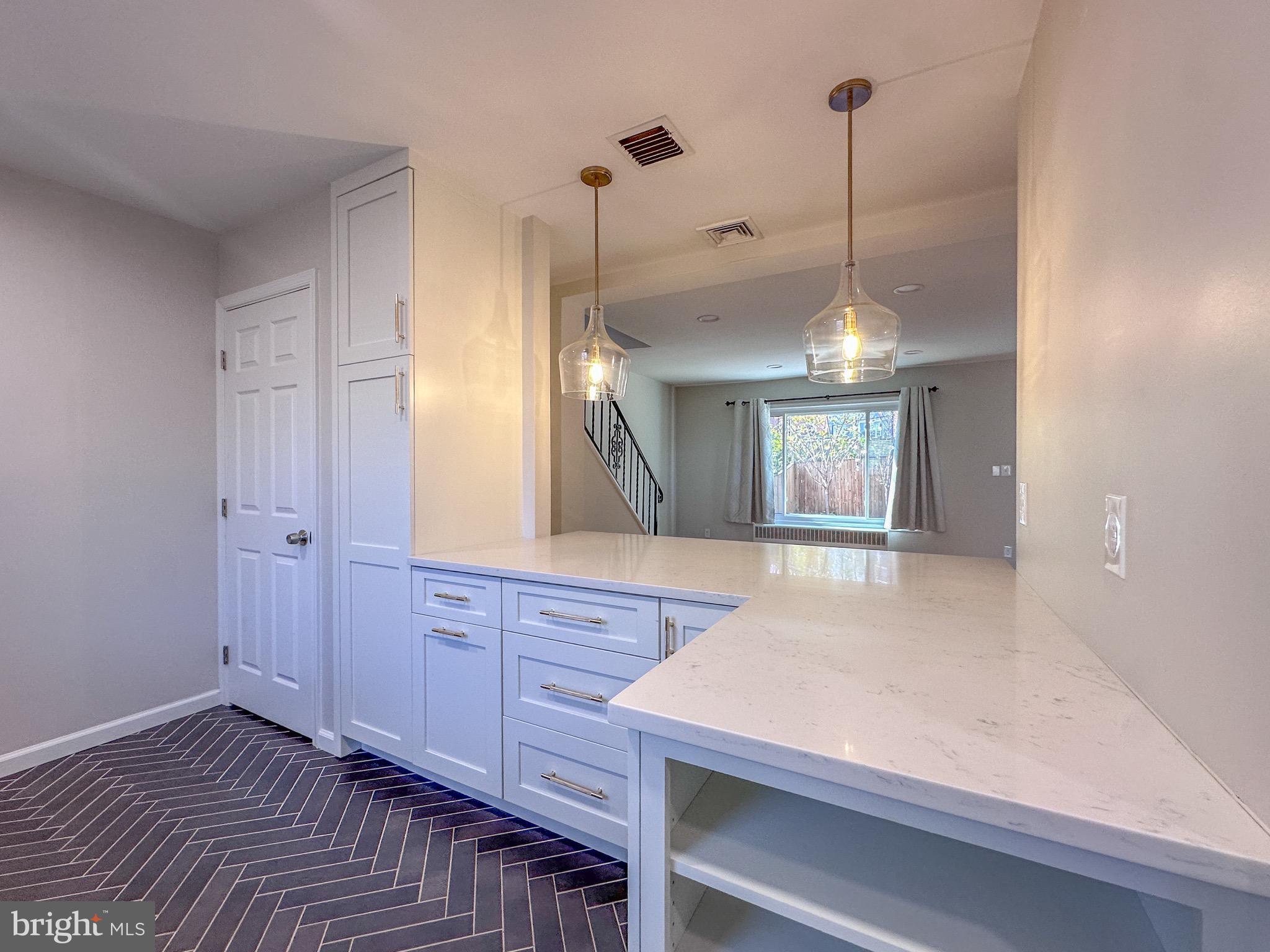 WARWICK VILLAGE - Residential Lease