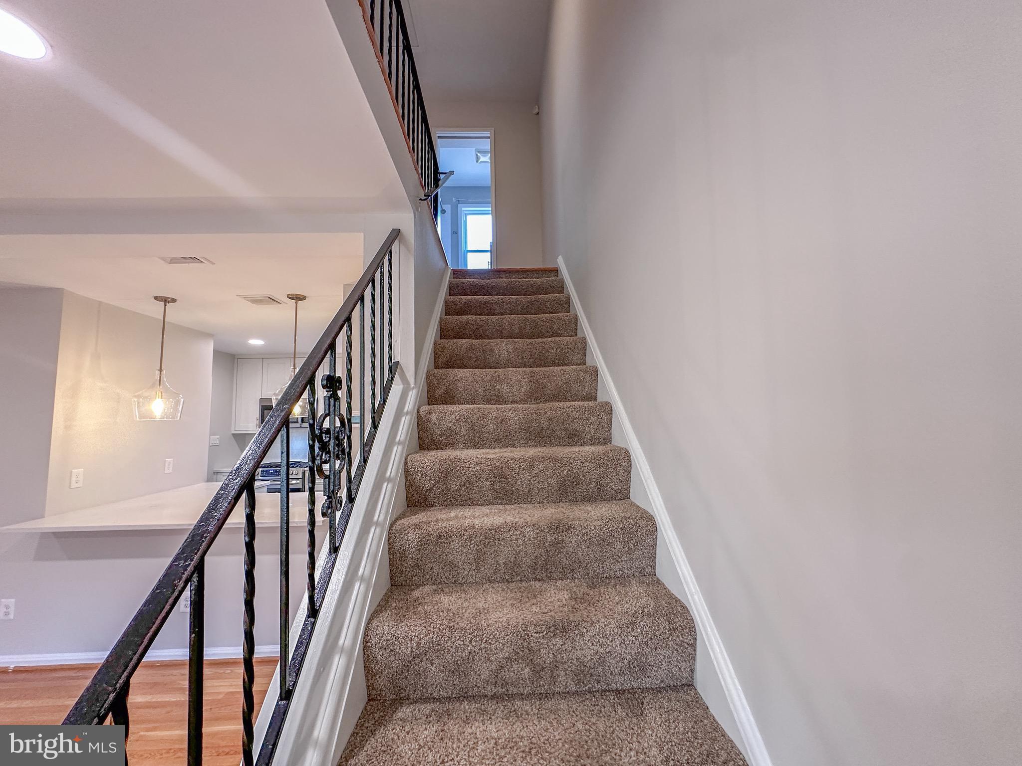 WARWICK VILLAGE - Residential Lease