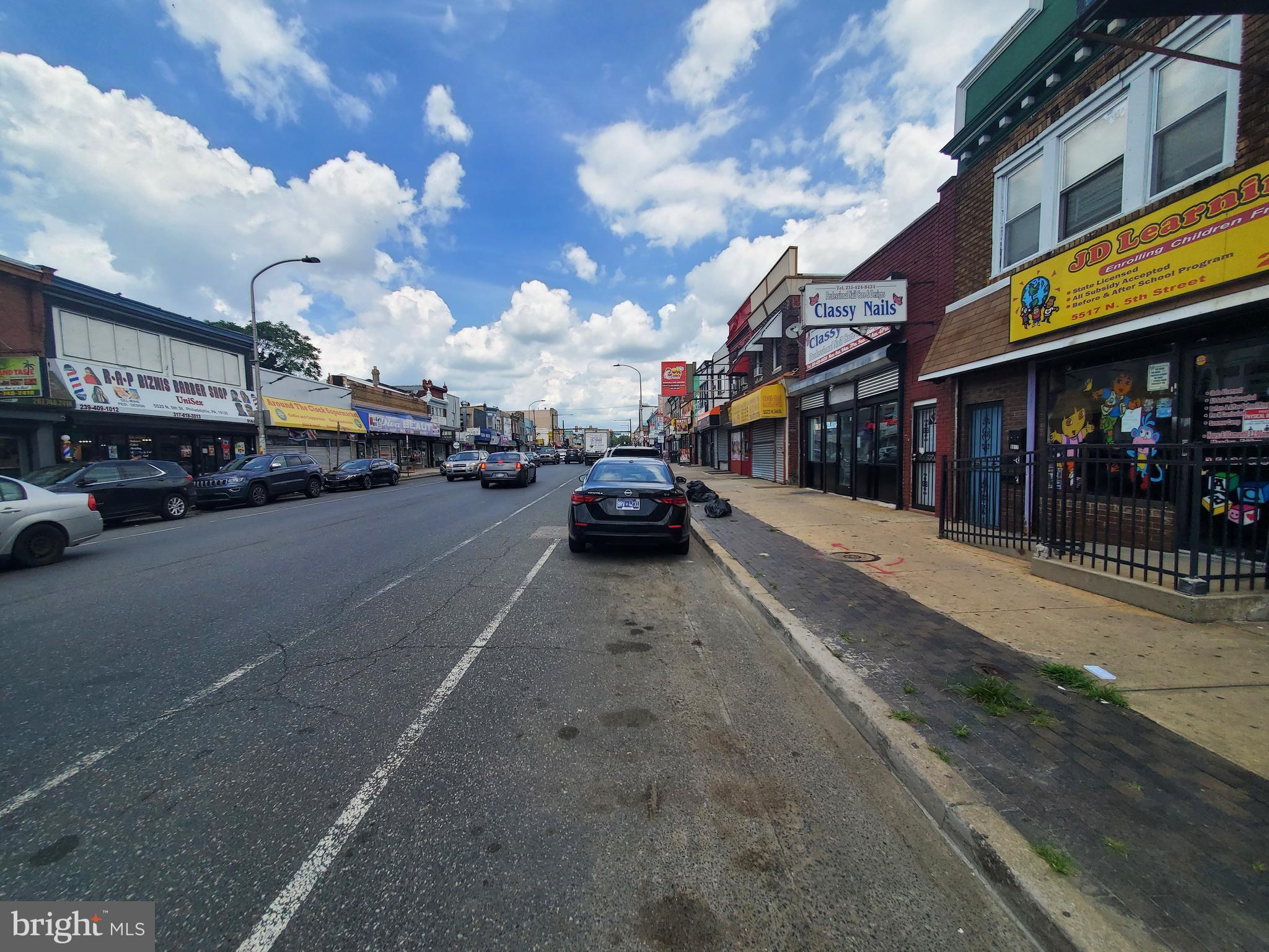 OLNEY - Commercial Sale