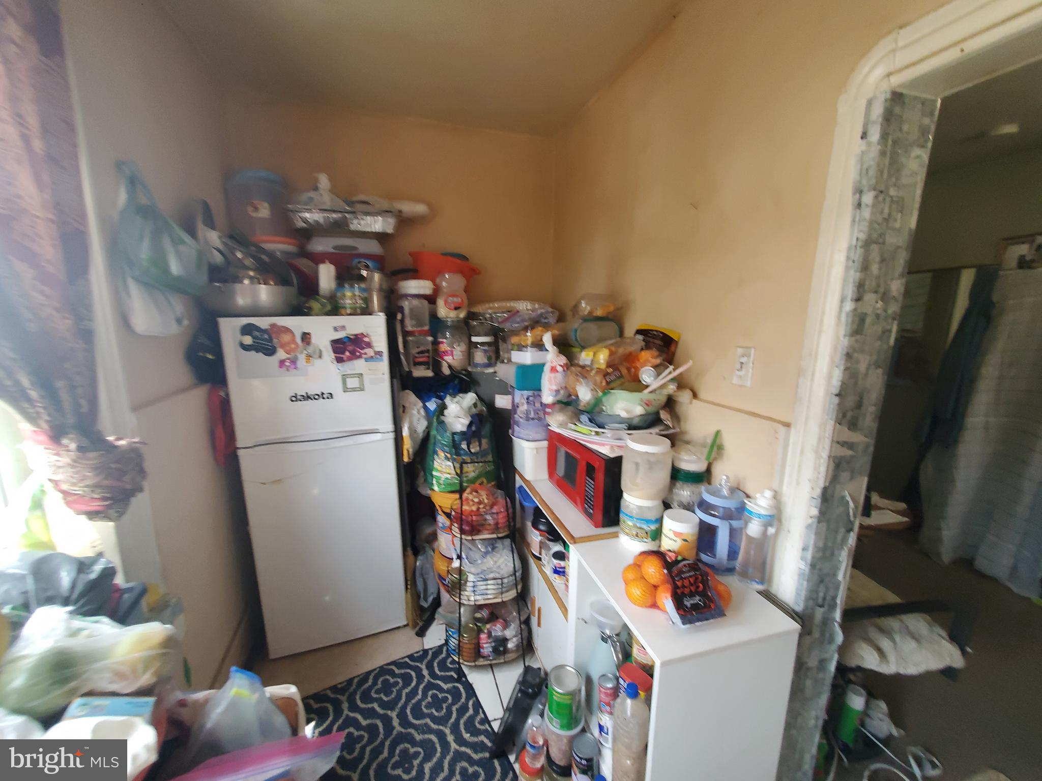 OLNEY - Commercial Sale