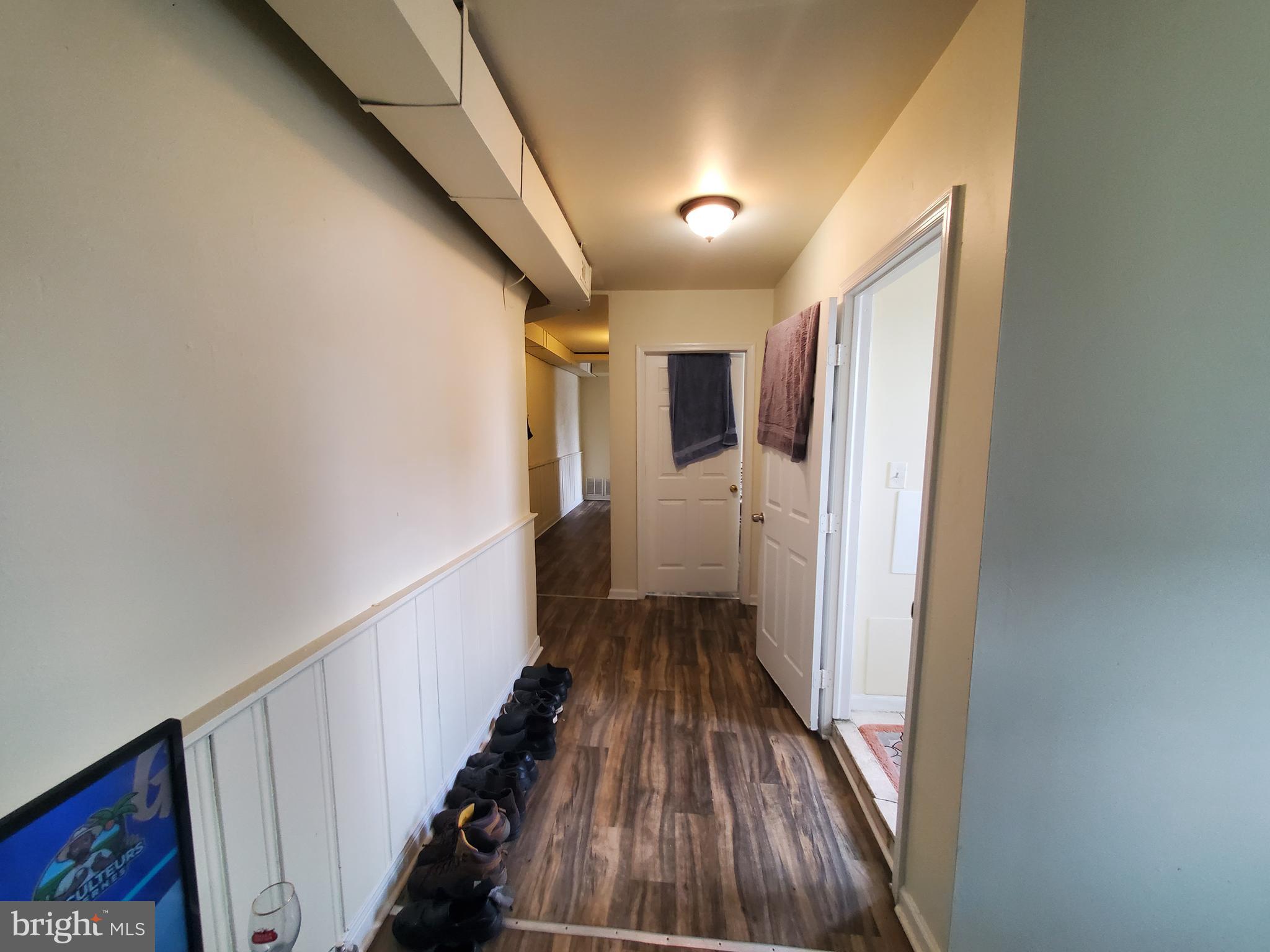 OLNEY - Commercial Sale