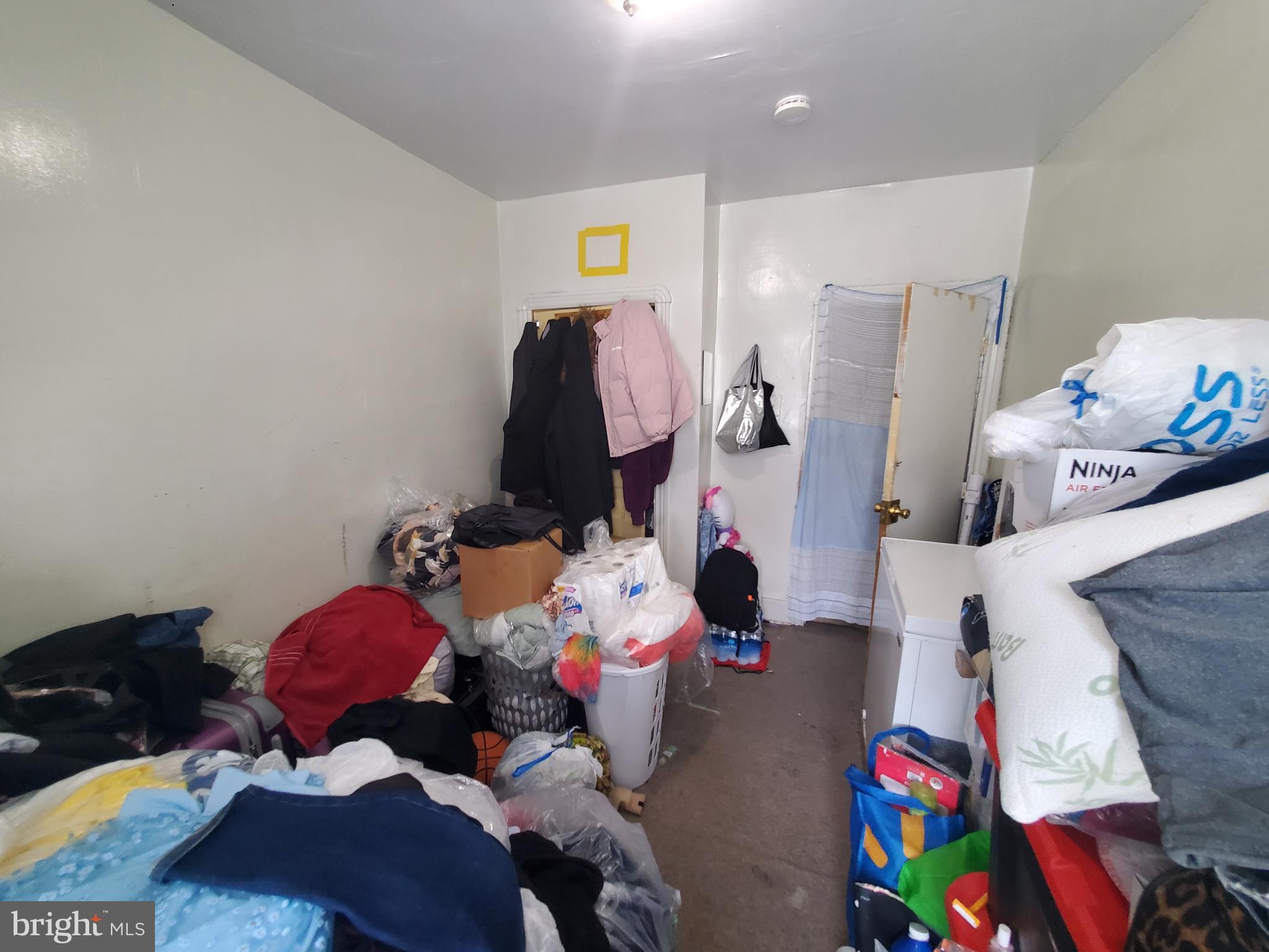 OLNEY - Commercial Sale