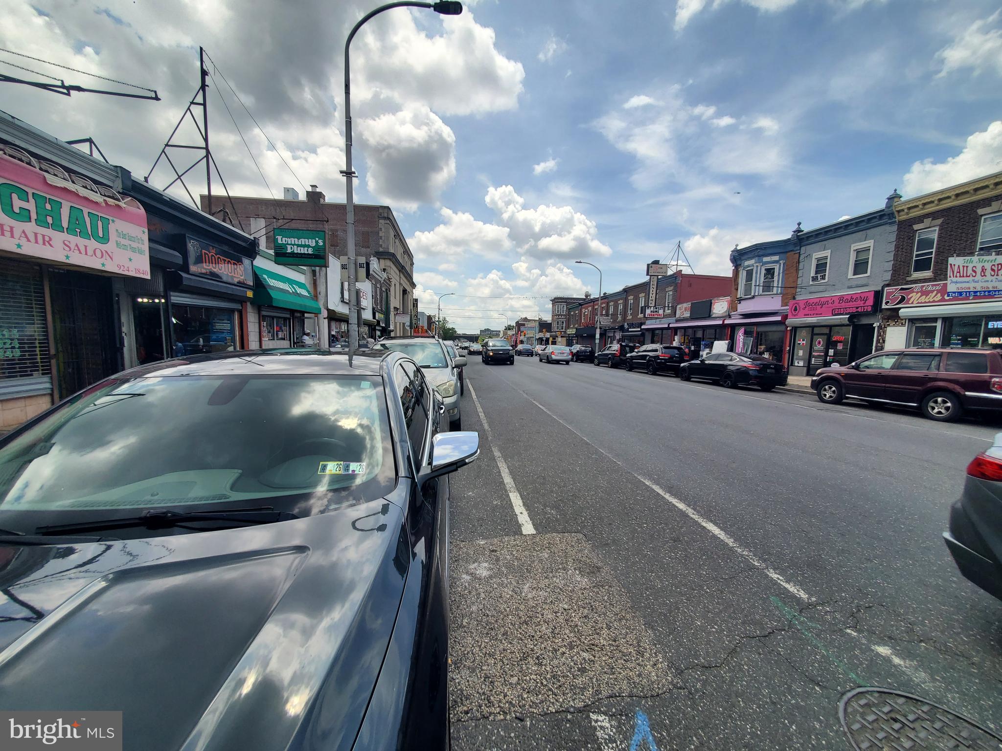 OLNEY - Commercial Sale