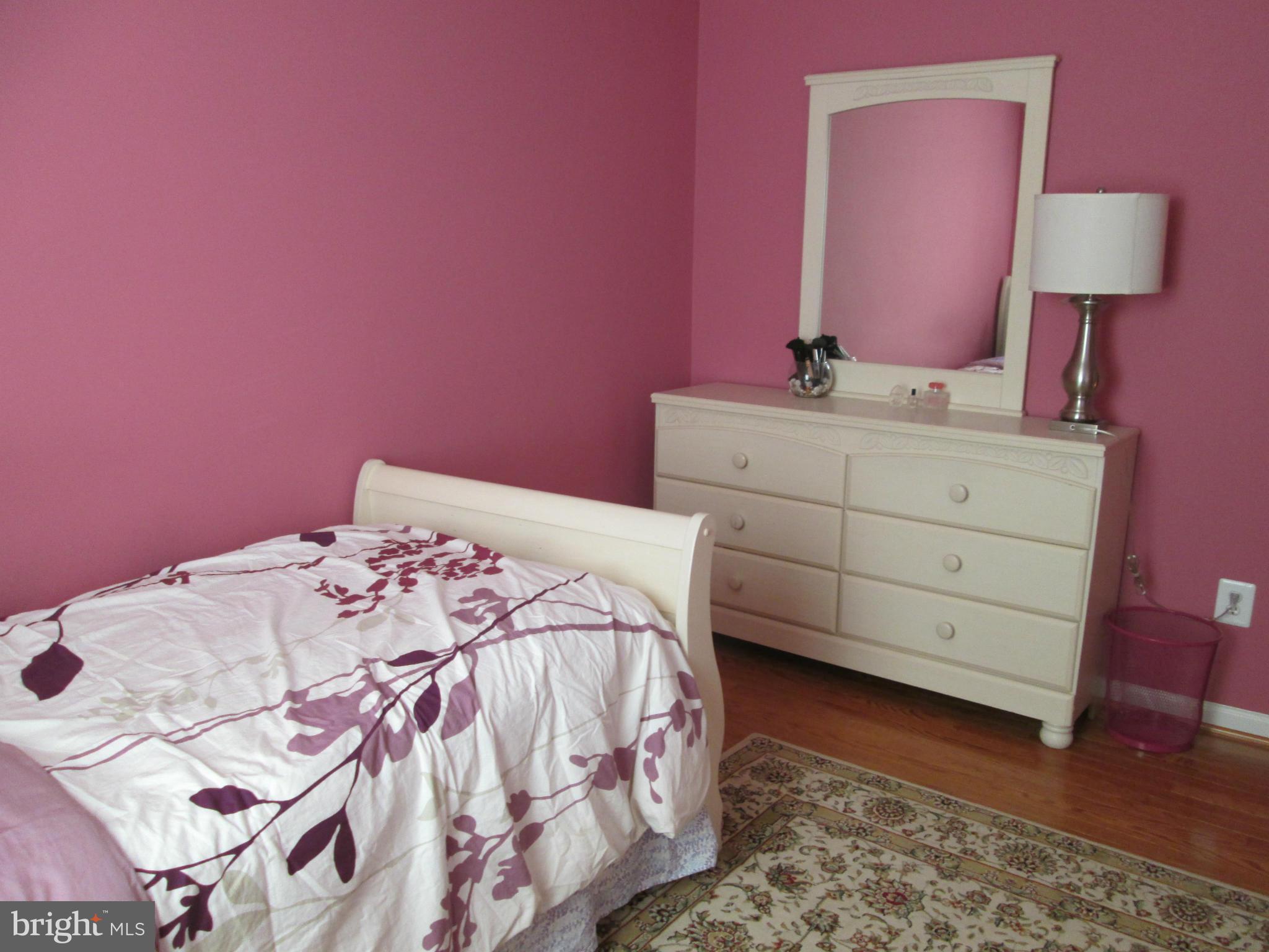 BELMONT STATION - Residential