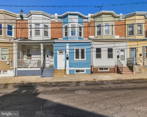 Townhouse For Sale - 319 Bergen Street<br/> GLOUCESTER CITY, NJ 08030