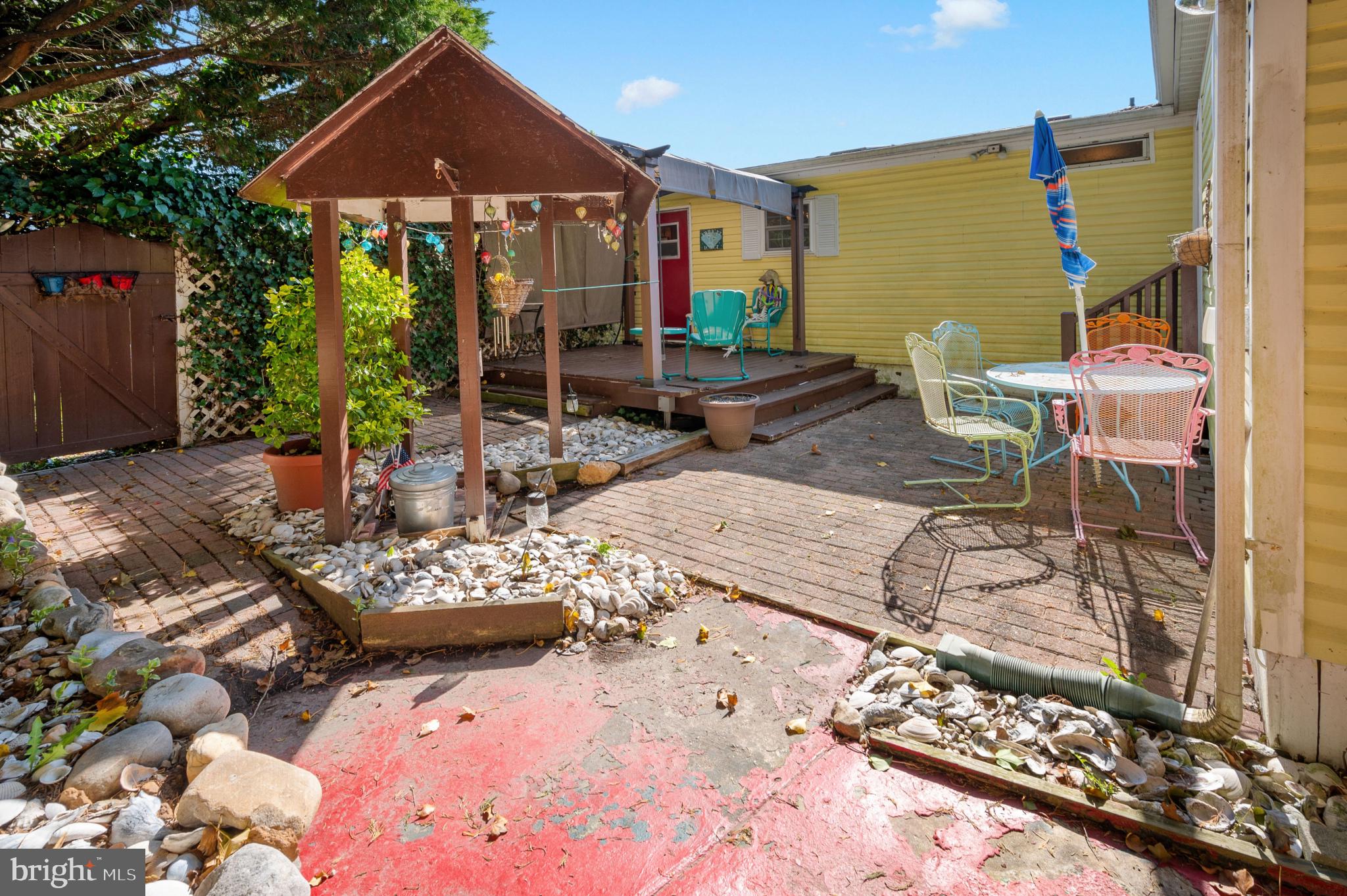 MYSTIC HARBOUR - Residential