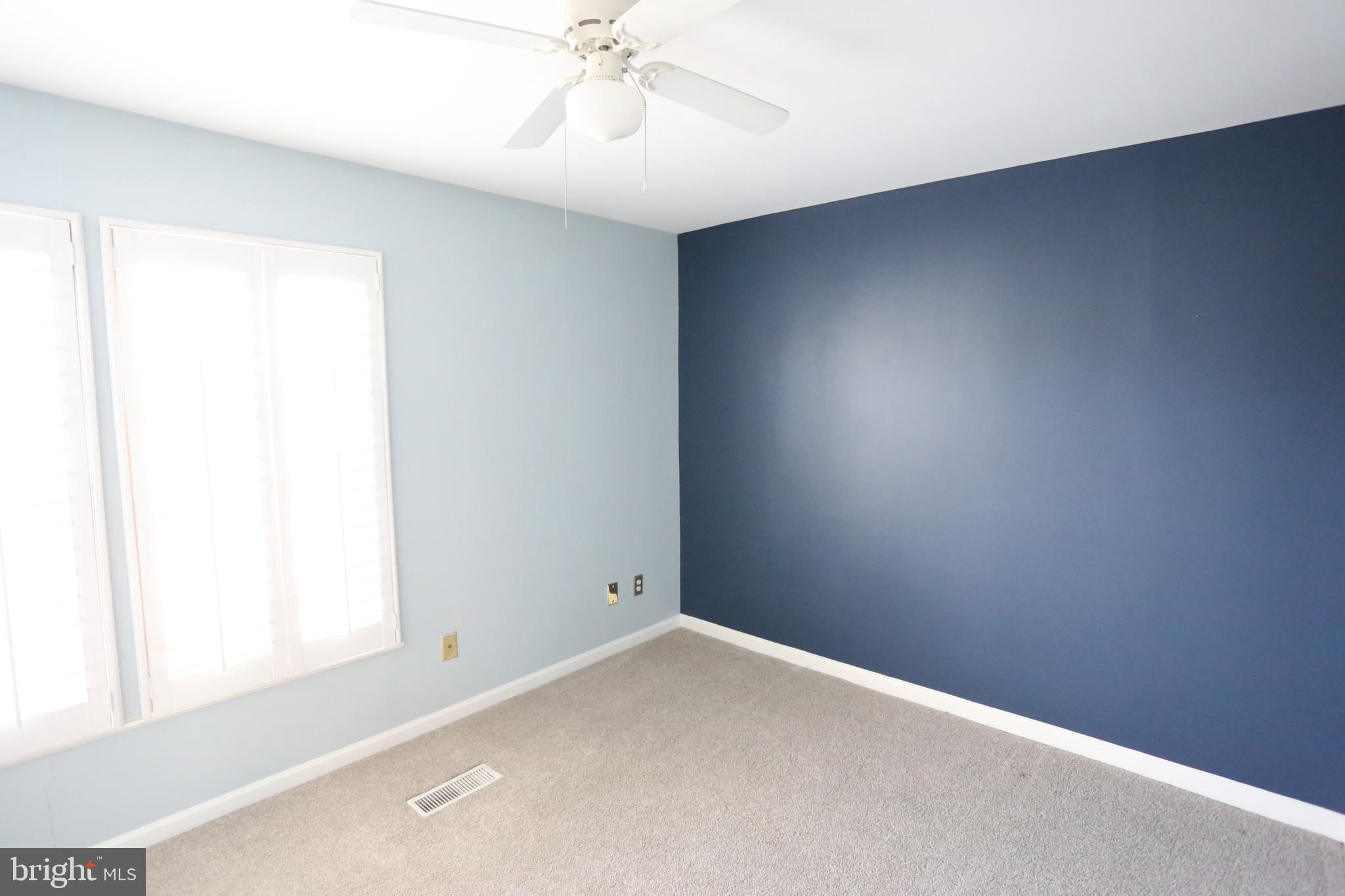 GREEN TRAILS - Residential Lease