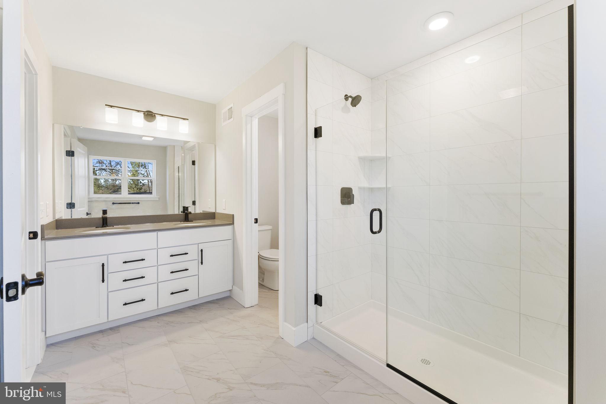 MELVILLE RUN - Residential