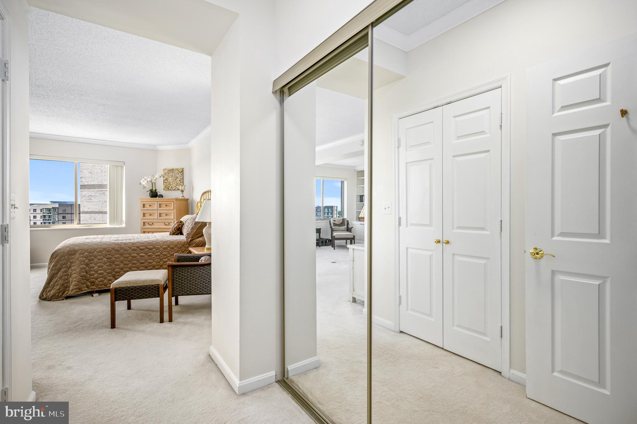 LANSDOWNE WOODS - Residential Lease