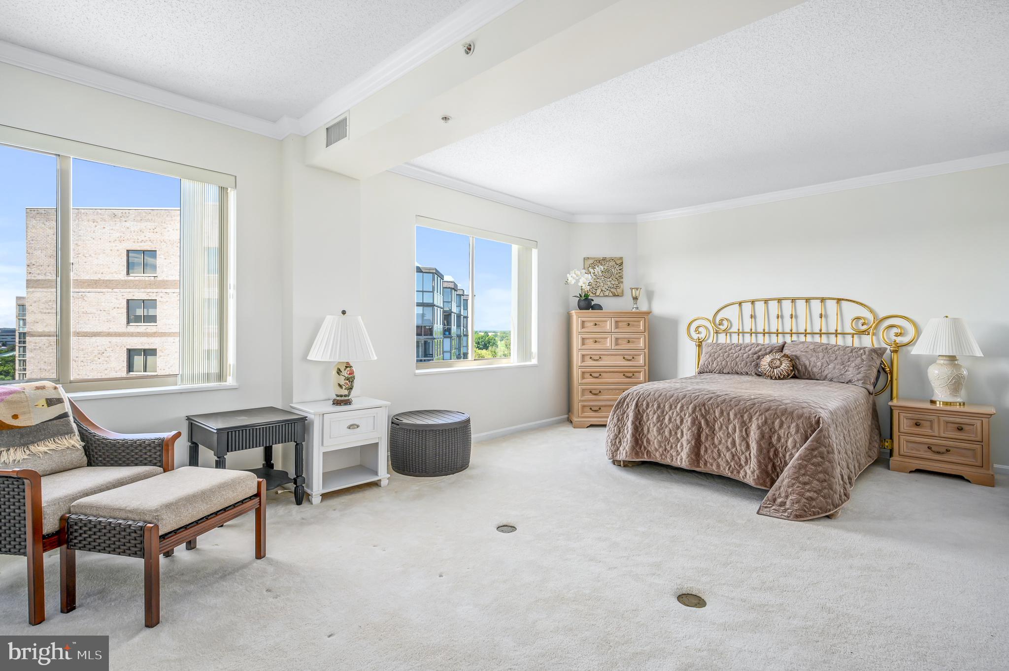 LANSDOWNE WOODS - Residential Lease